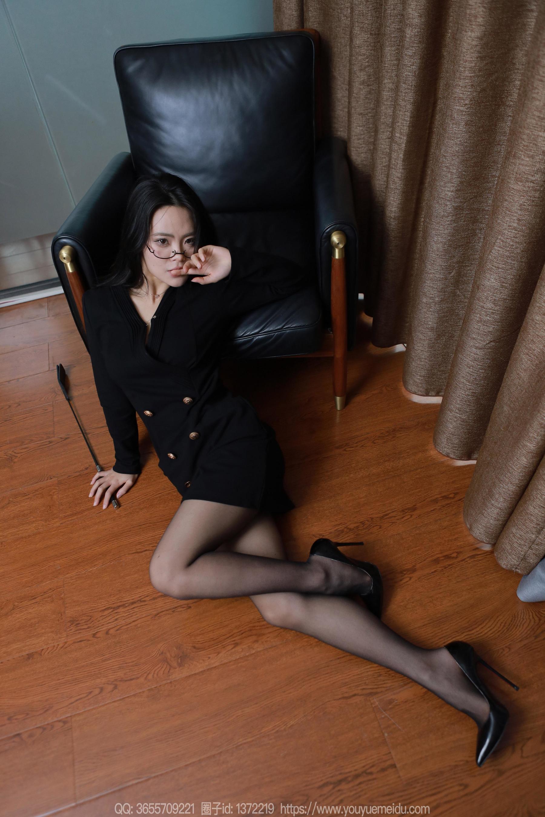 IESS异思趣向 - 模特： 兔兔 《魅惑黑衣》_第2张