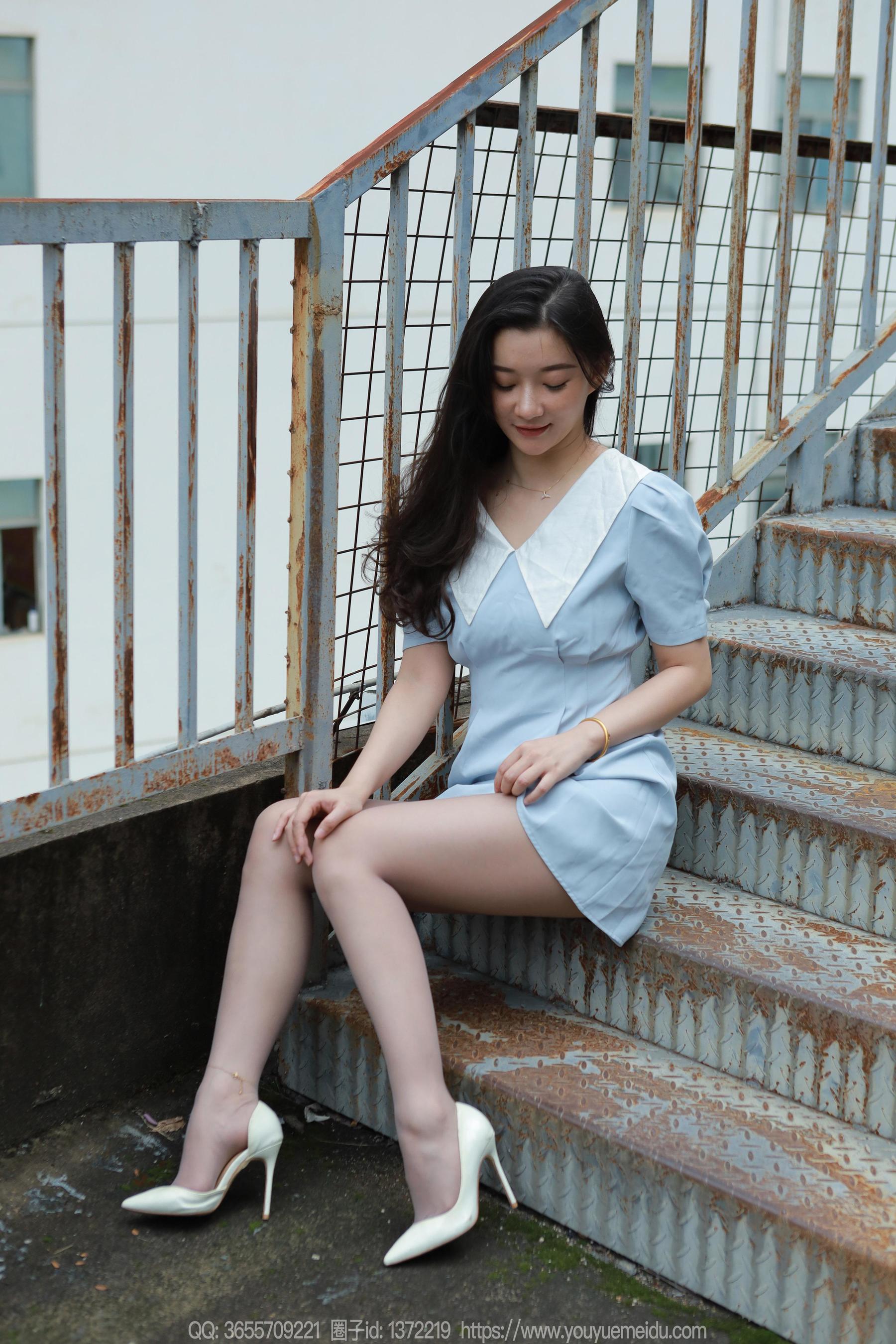 IESS异思趣向 - 模特： 秋秋 《蓝裙甜妹》_第3张