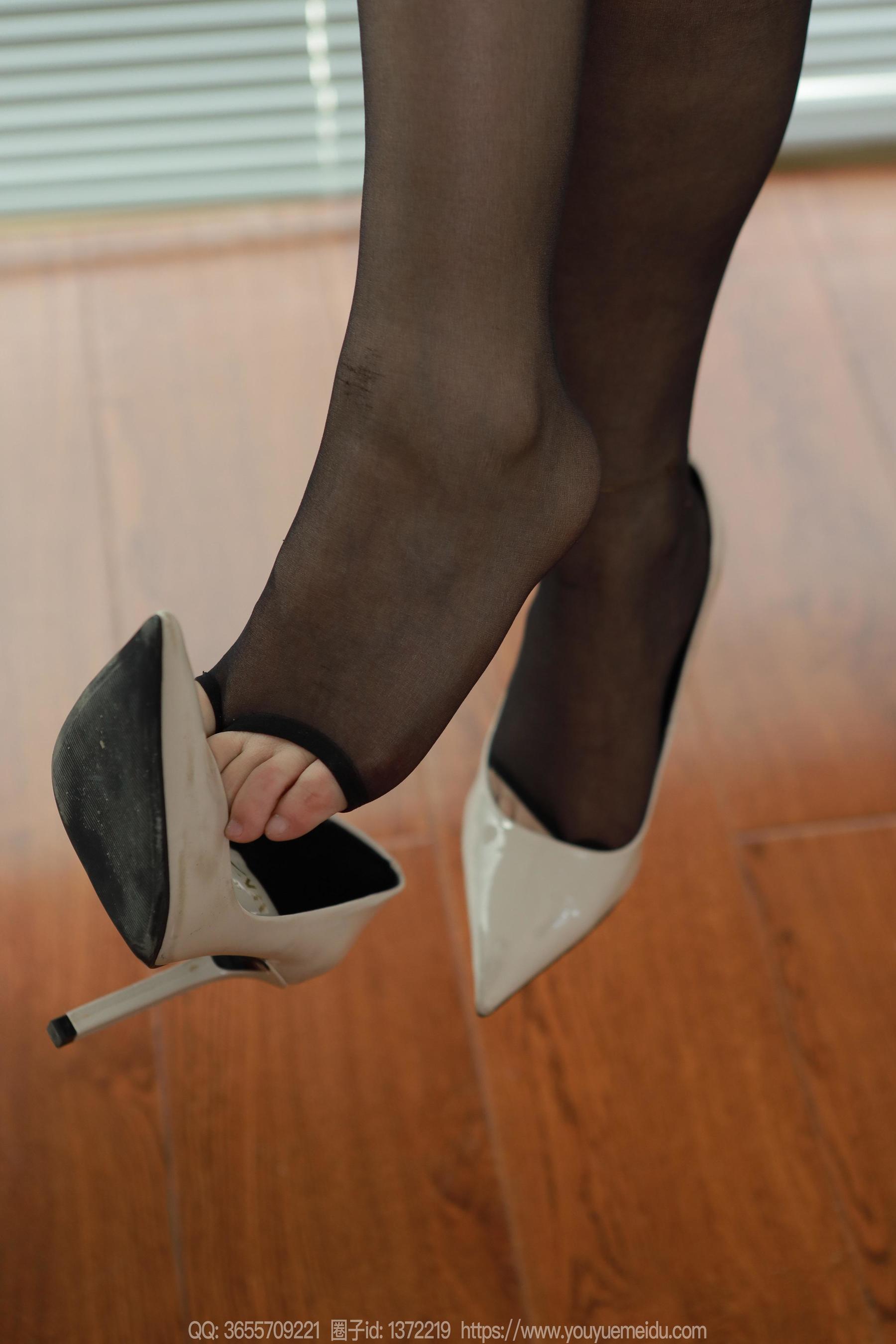 IESS异思趣向 - 模特： 秋秋 《花花姑娘》_第4张