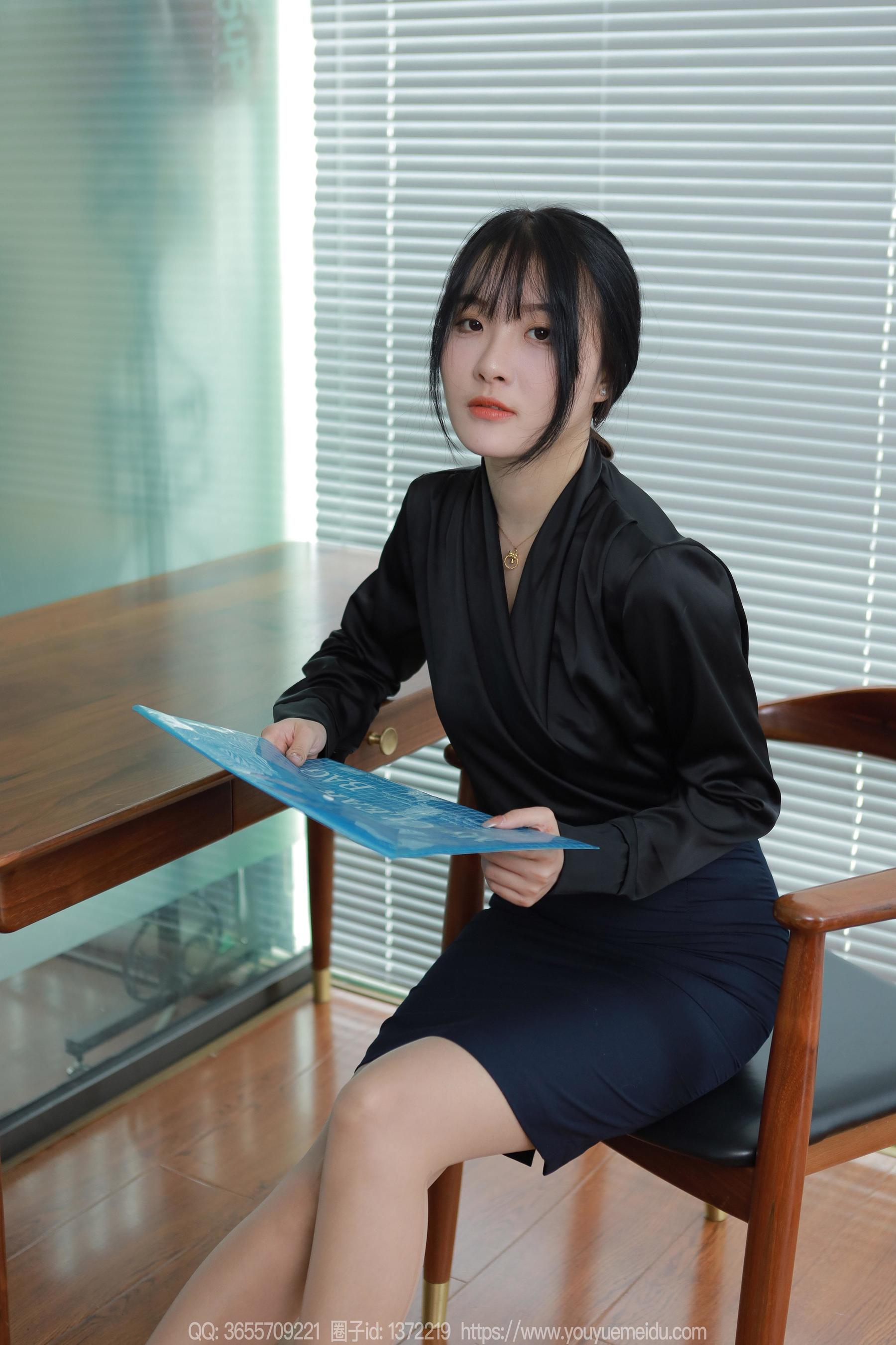 IESS异思趣向 - 模特： 婉萍 《黑色衬衣》_第5张