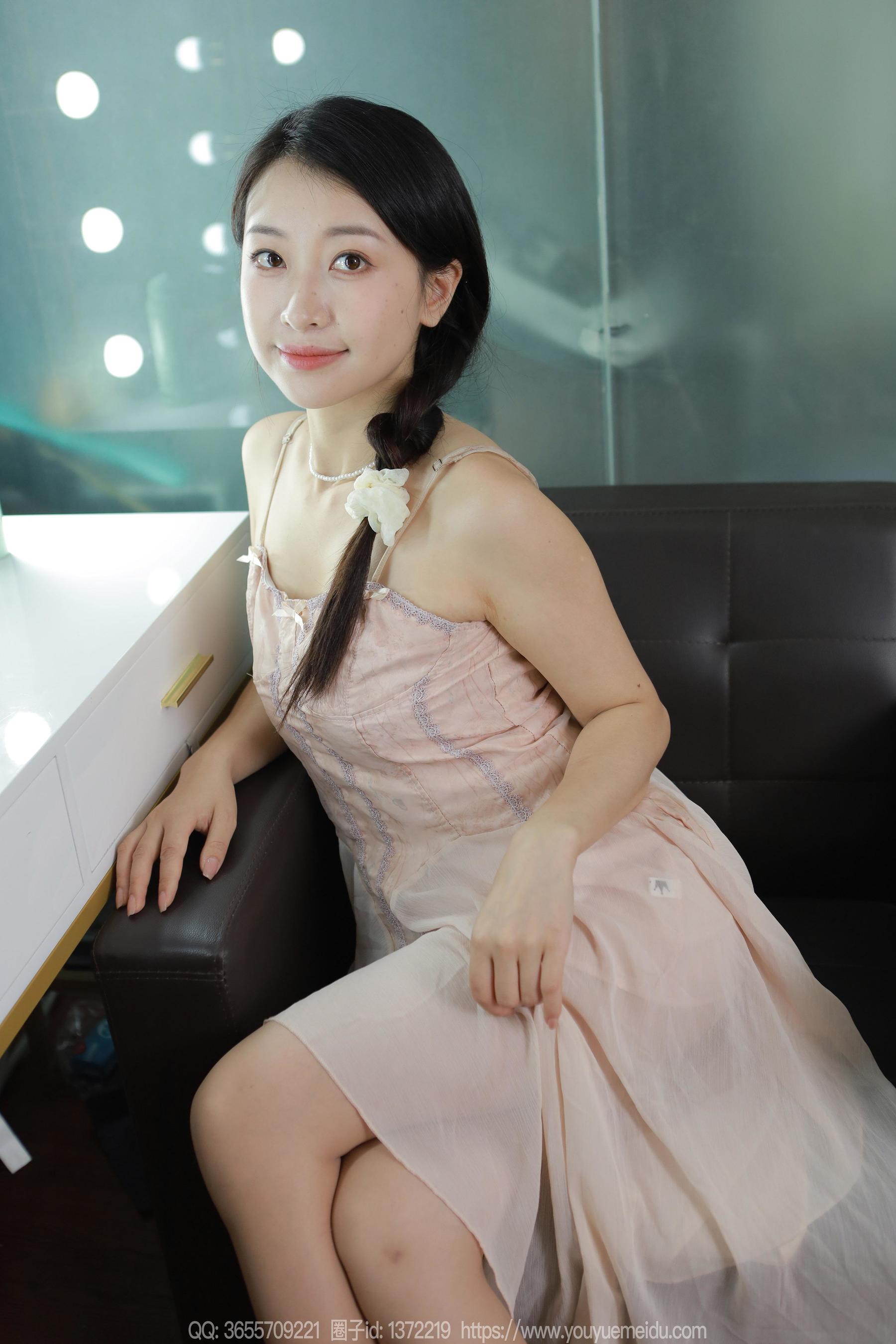 IESS异思趣向 - 模特： 小婕 《藕粉吊带裙》_第3张