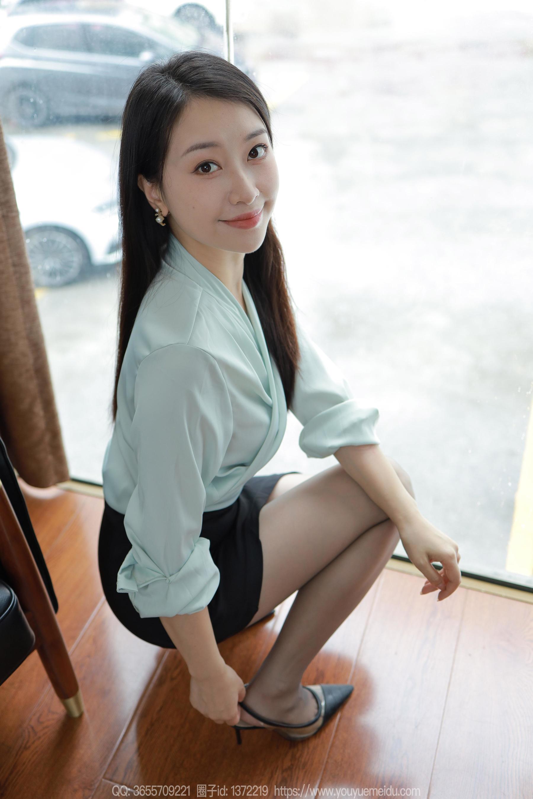 IESS异思趣向 - 模特： 小婕 《灰色丝》_第2张