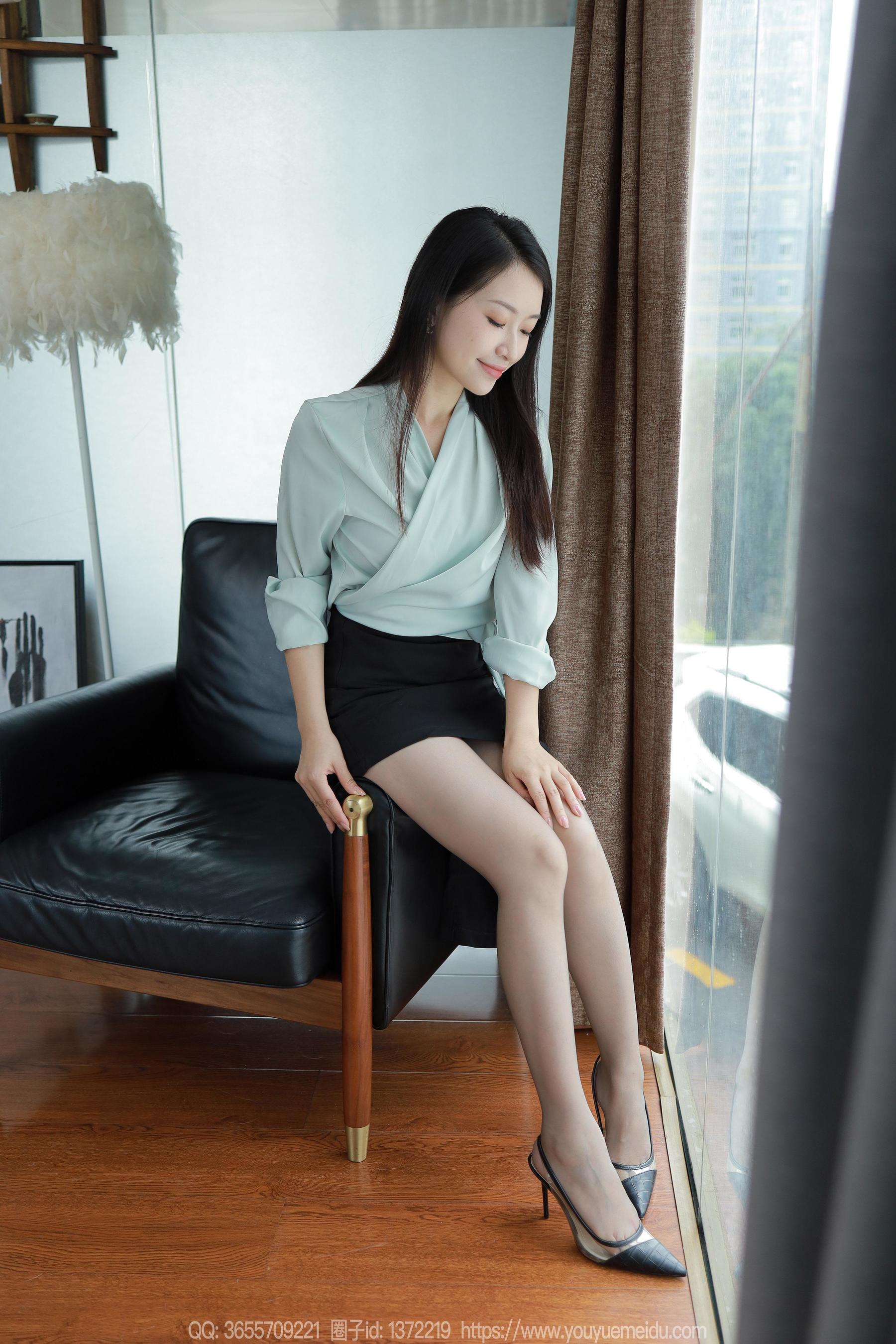 IESS异思趣向 - 模特： 小婕 《灰色丝》_第3张