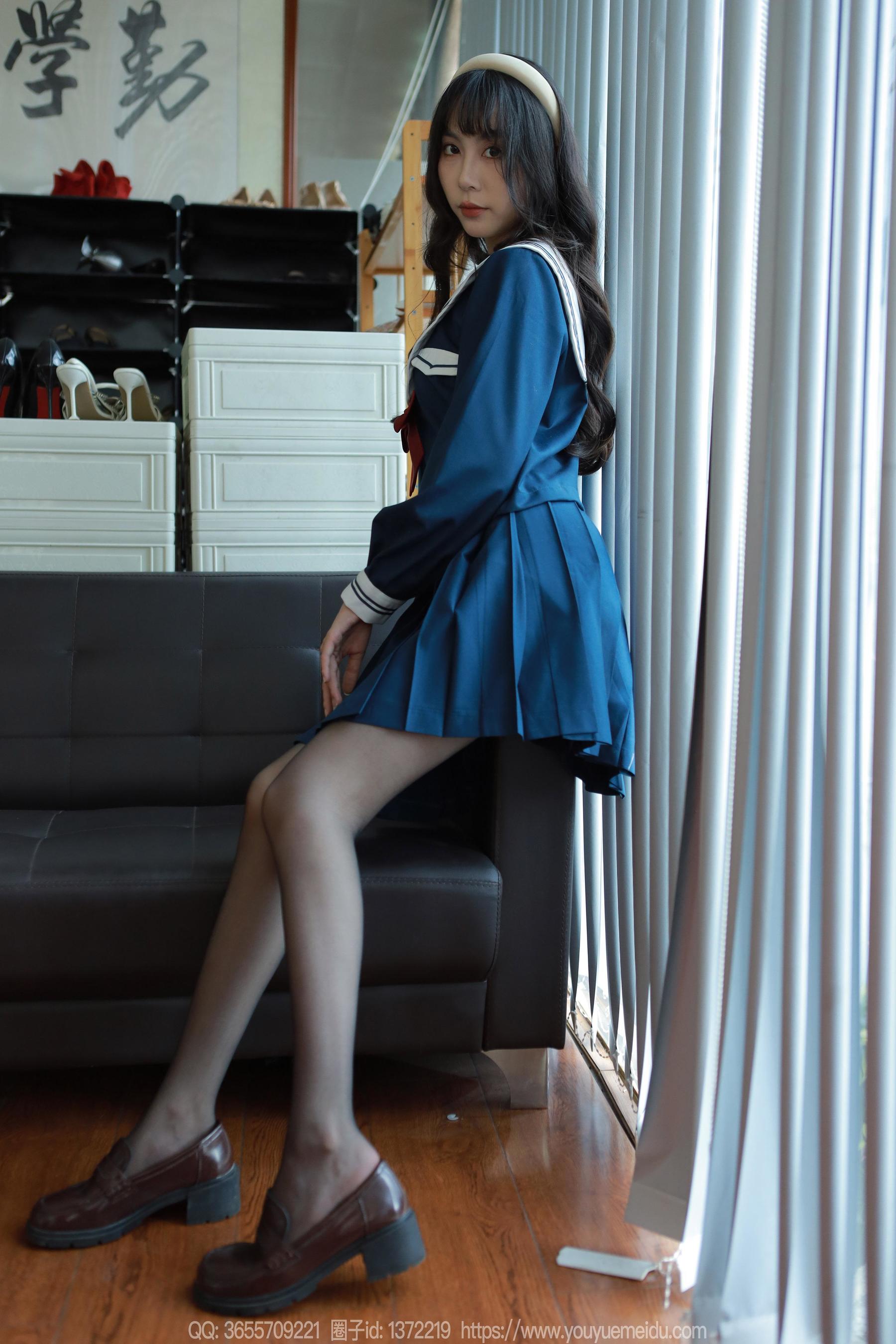 IESS异思趣向 - 模特： 团团 《黑丝JK》_第5张