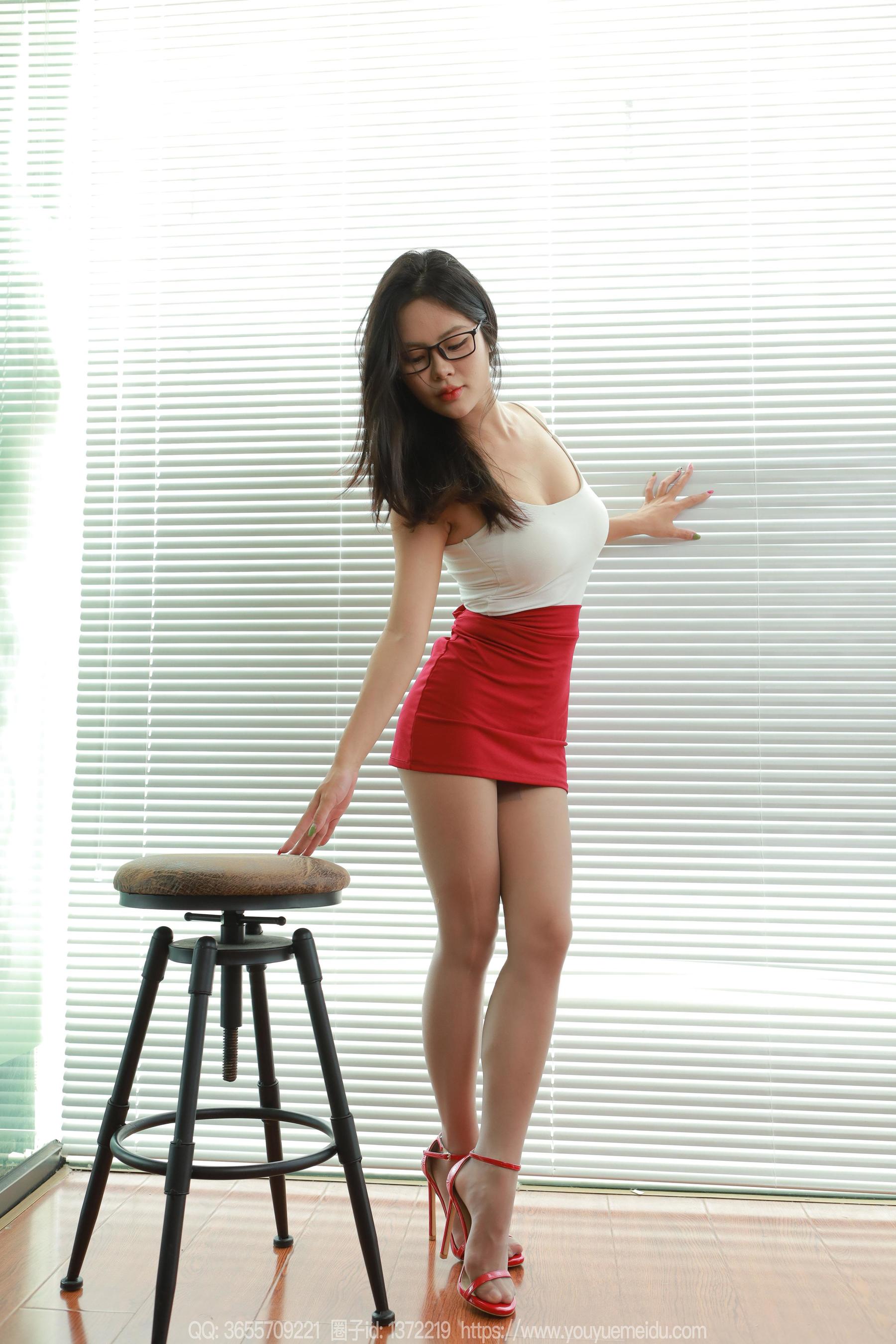 IESS异思趣向 - 模特： 兔兔 《白色吊带（上）》_第2张