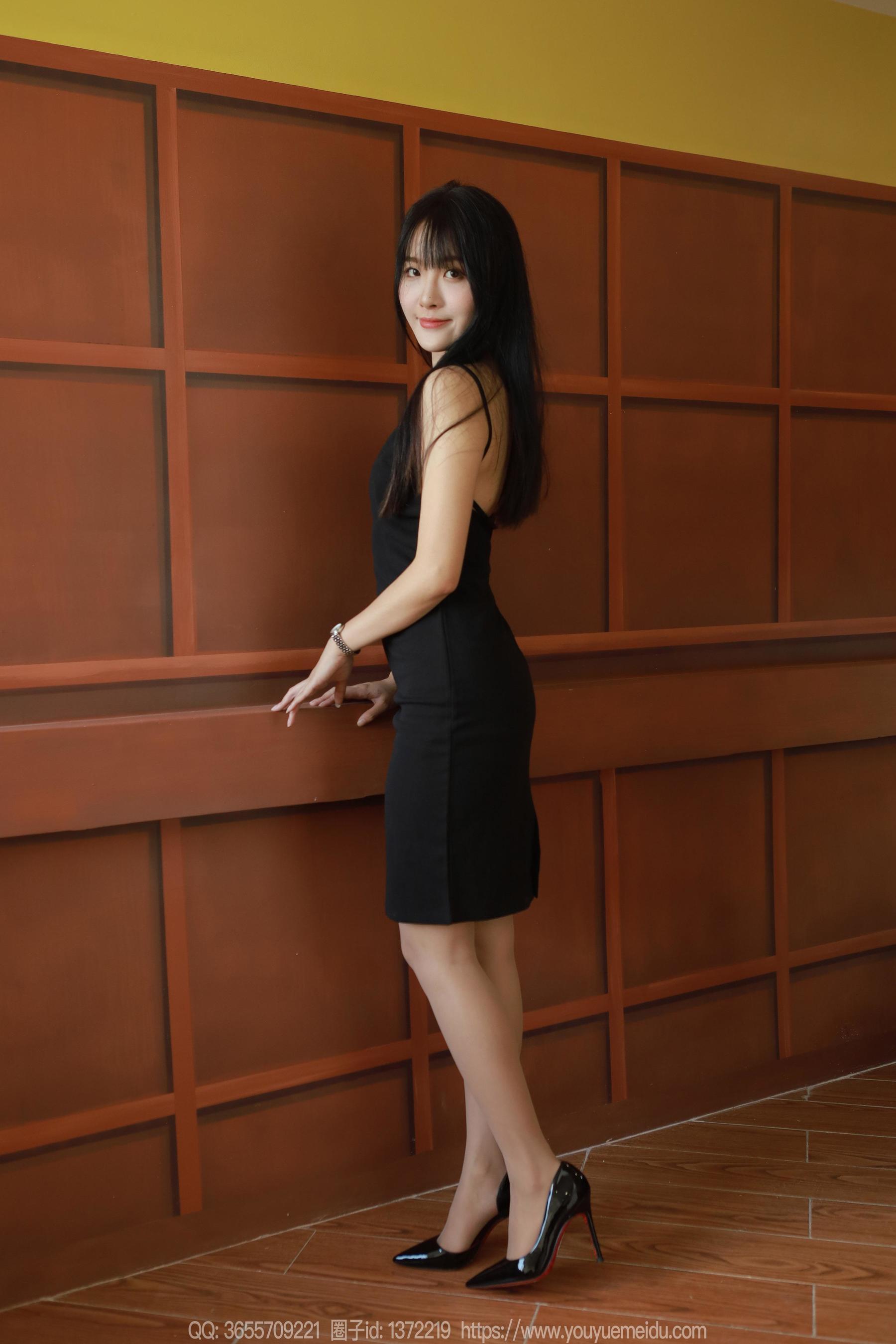 IESS异思趣向 - 模特： 婉萍 《黑色礼裙（上）》_第3张