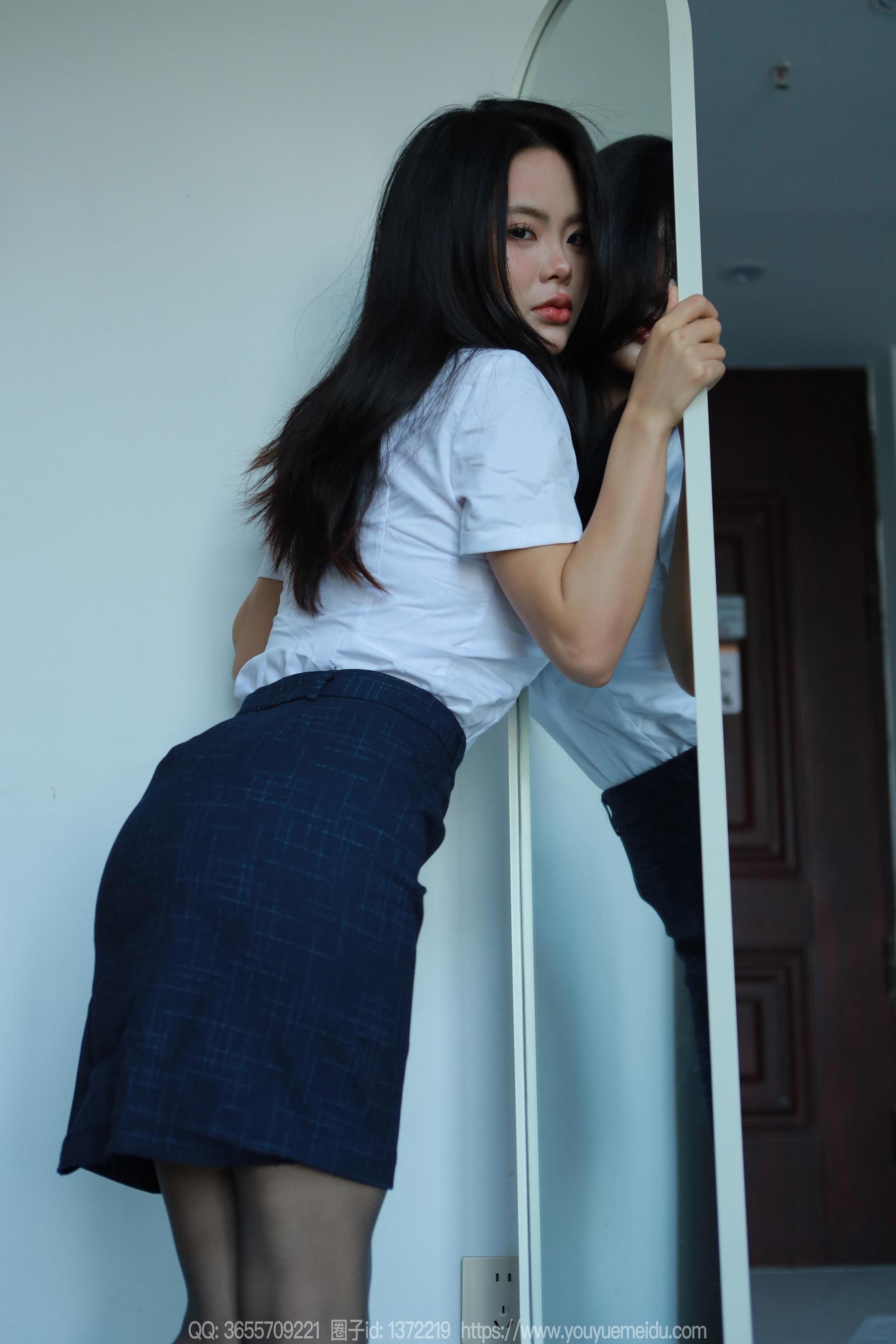 IESS异思趣向 - 模特： 兔兔 《OL黑丝》_第4张