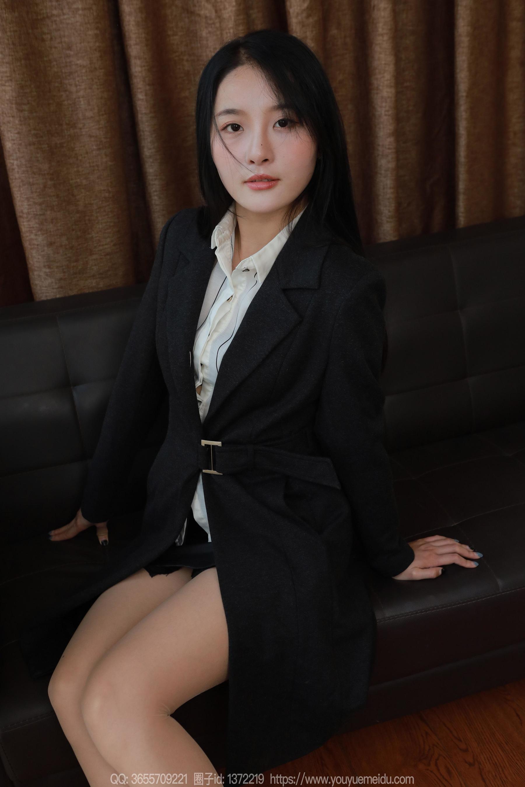 IESS异思趣向 - 模特： 婉萍 《蓝色指甲》_第2张