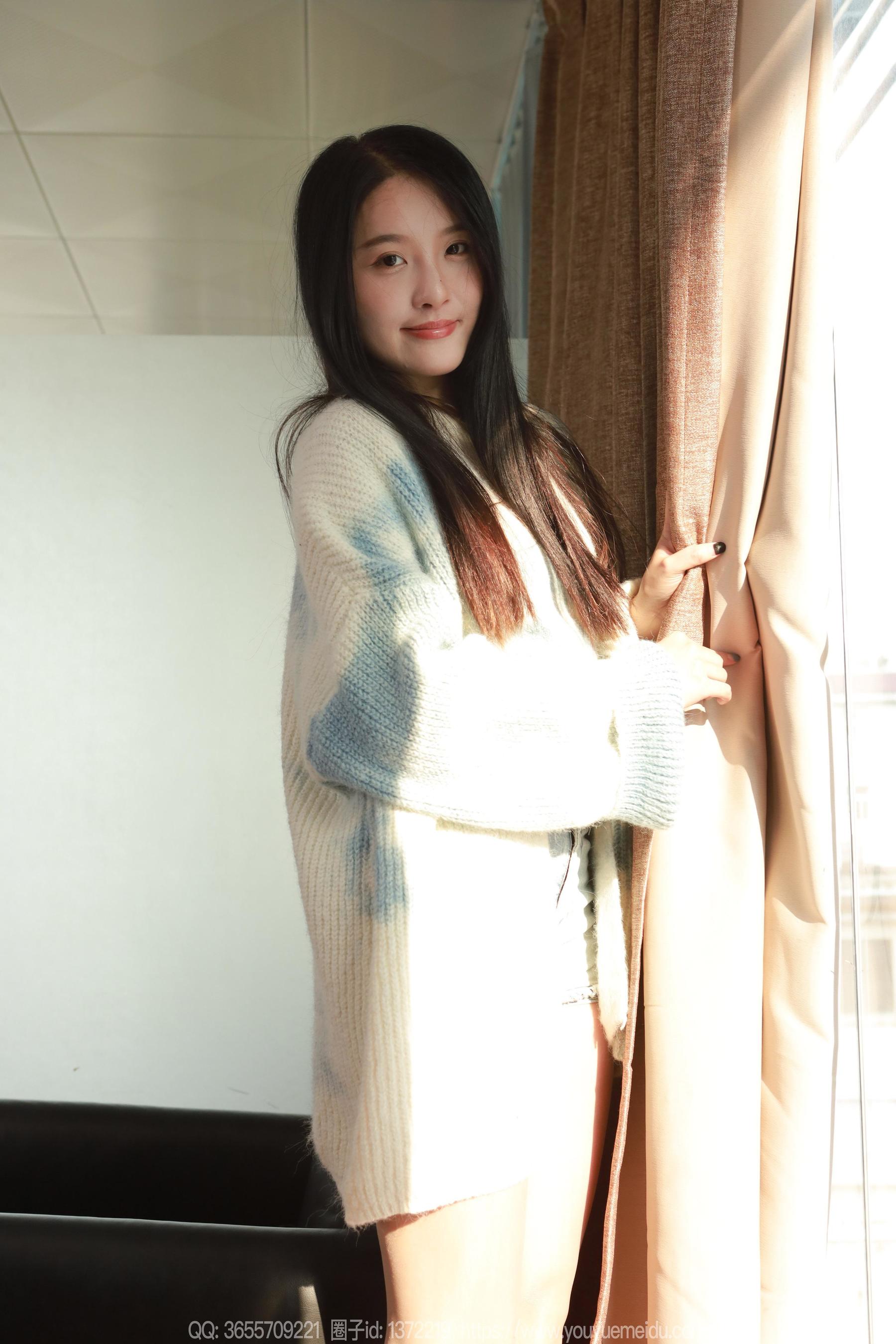 IESS异思趣向 - 模特： 婉萍 《蓝色毛衣（下）》_第1张