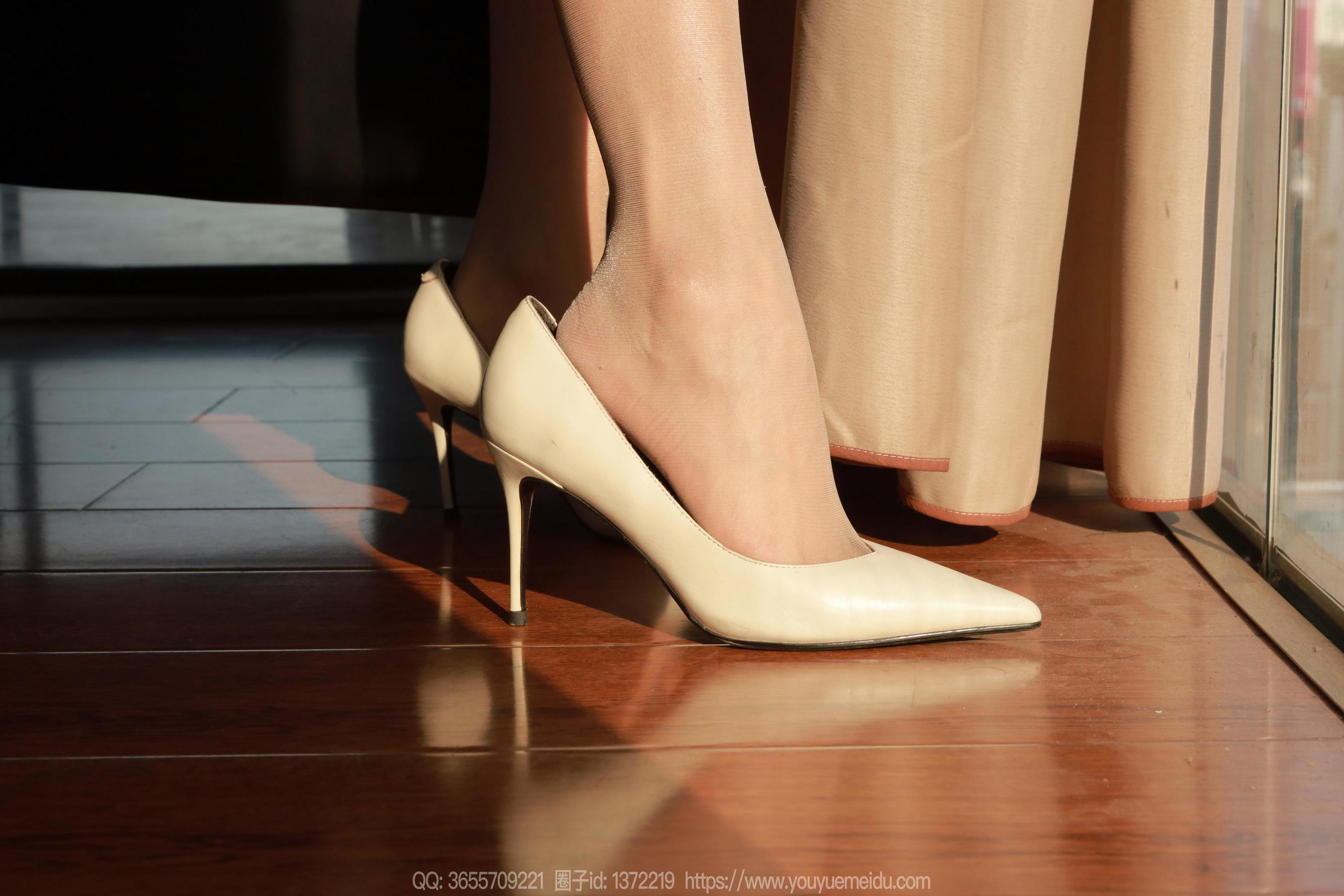 IESS异思趣向 - 模特： 婉萍 《蓝色毛衣（下）》_第4张