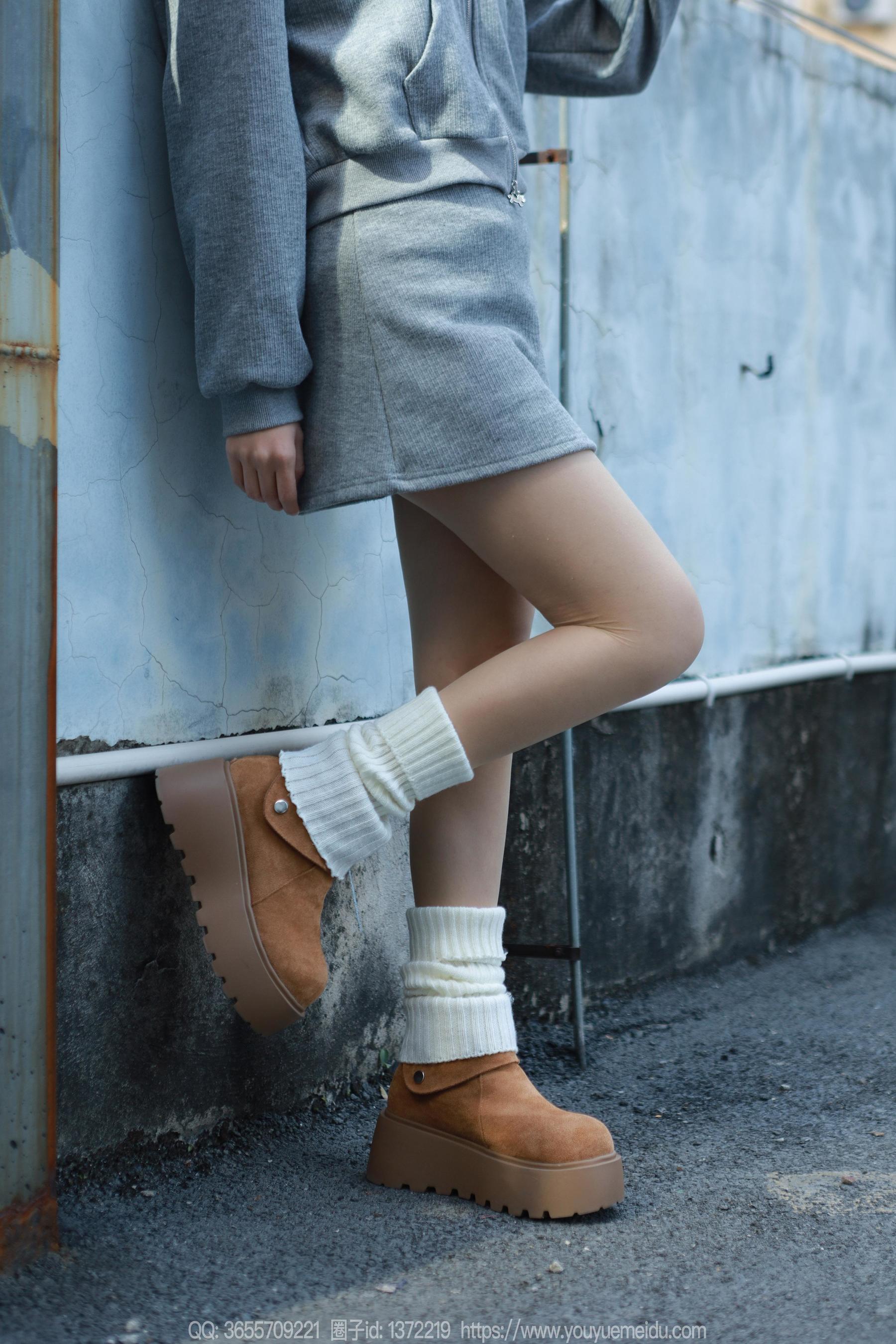IESS异思趣向 - 模特： 美子 《堆堆袜（上）》_第1张