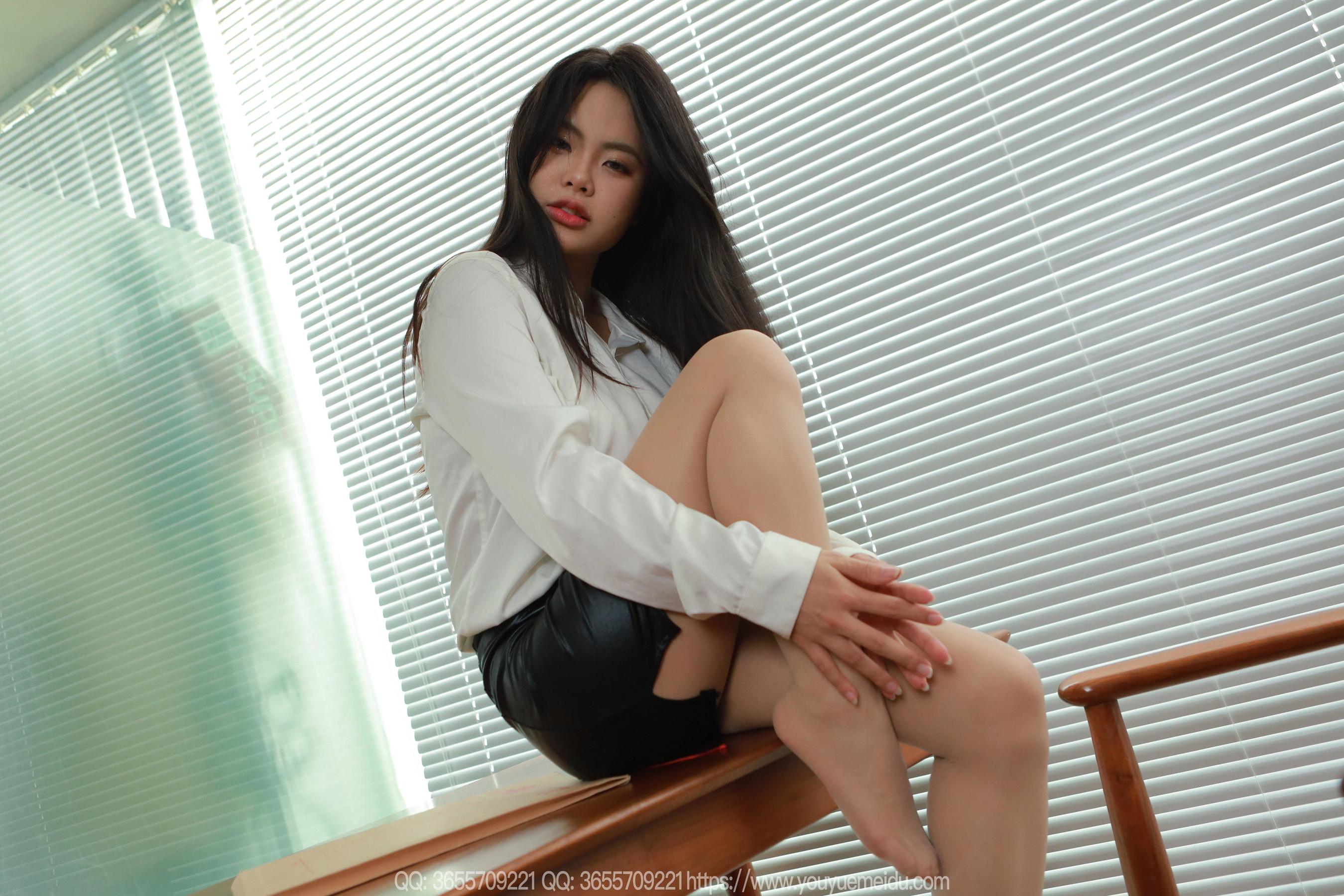 IESS异思趣向 - 模特： 兔兔 《白色OL（下）》_第4张