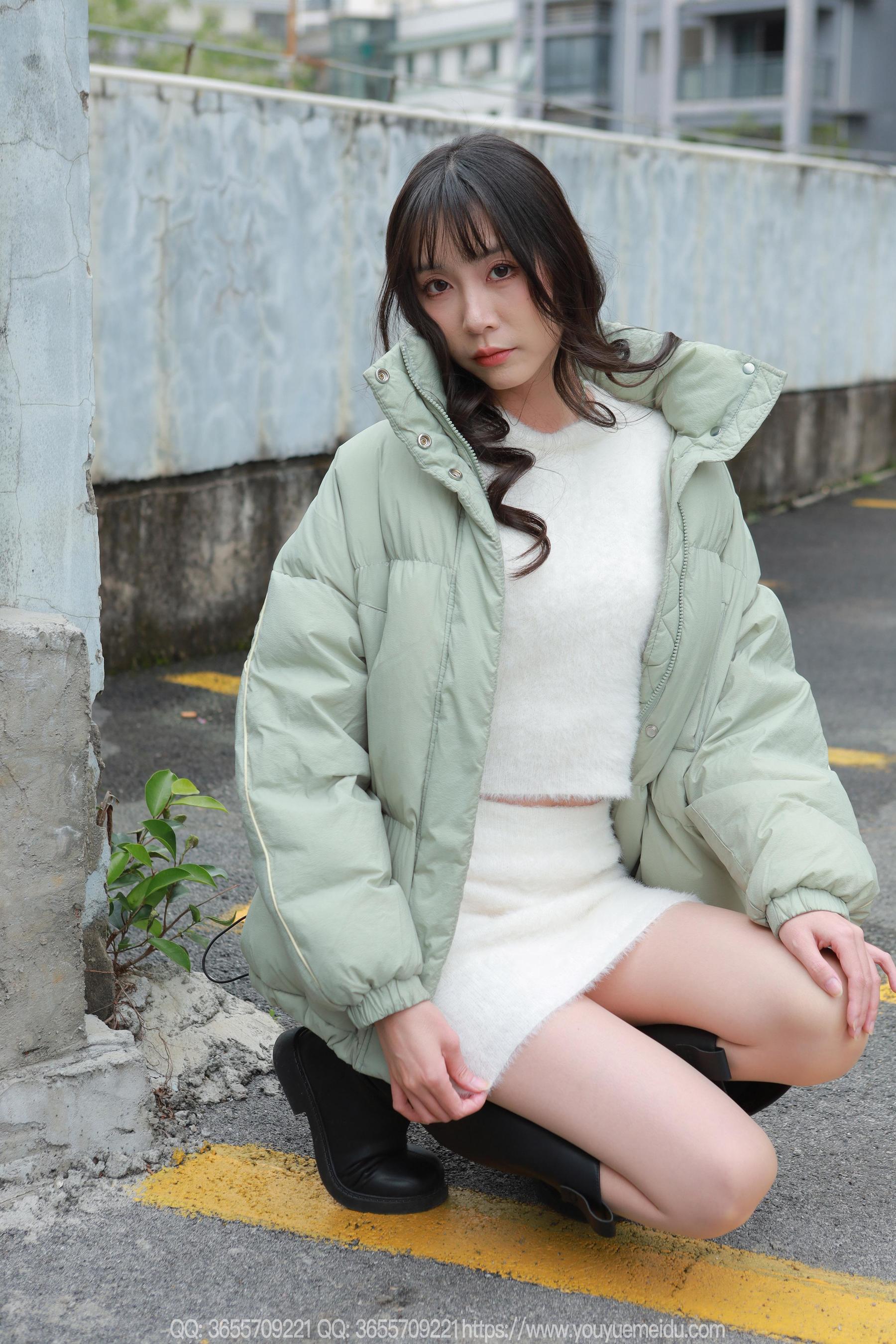 IESS异思趣向 - 模特： 团团 《长靴包臀裙（上）》_第5张