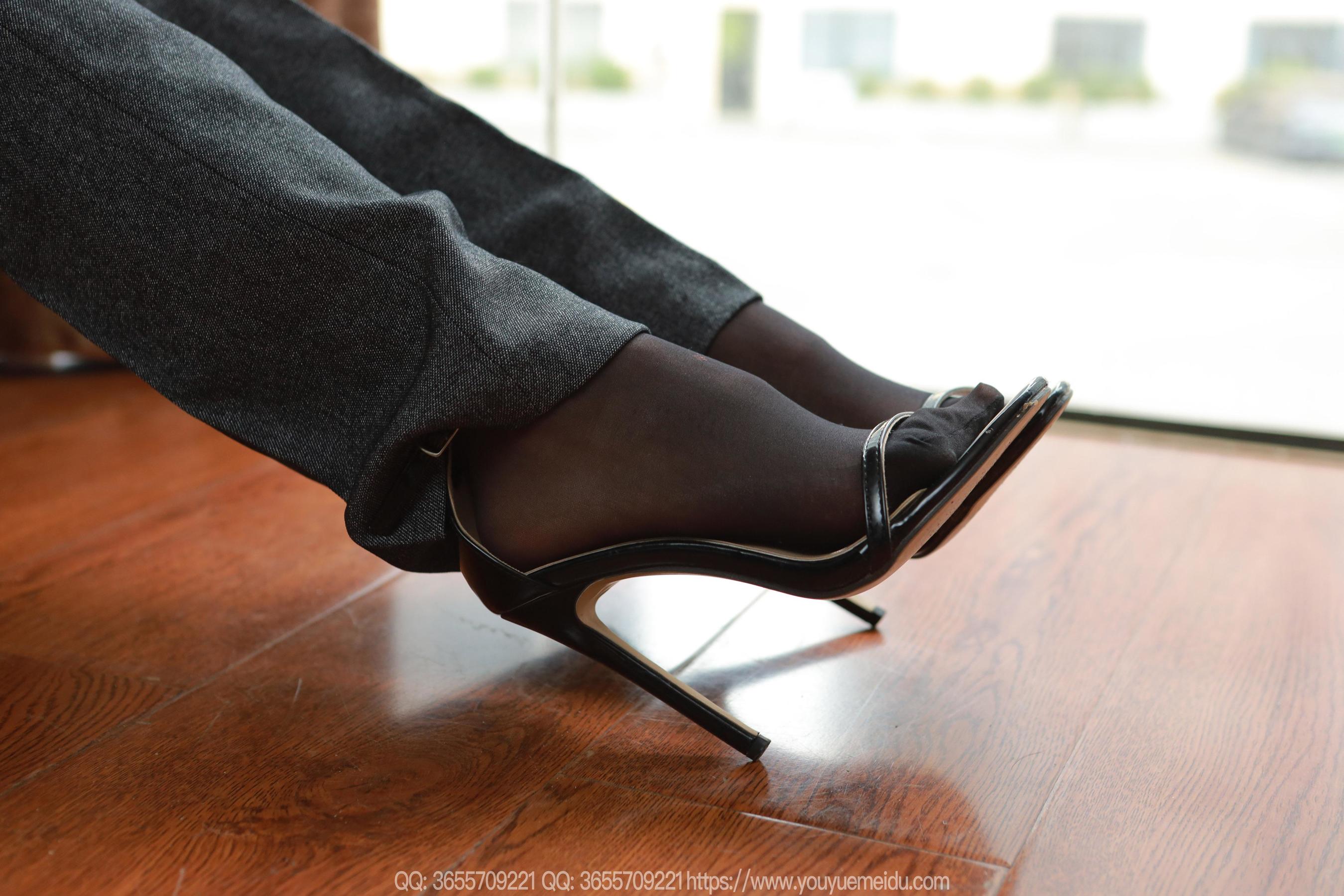 IESS异思趣向 - 模特： 小金 《西裤里丝》_第3张