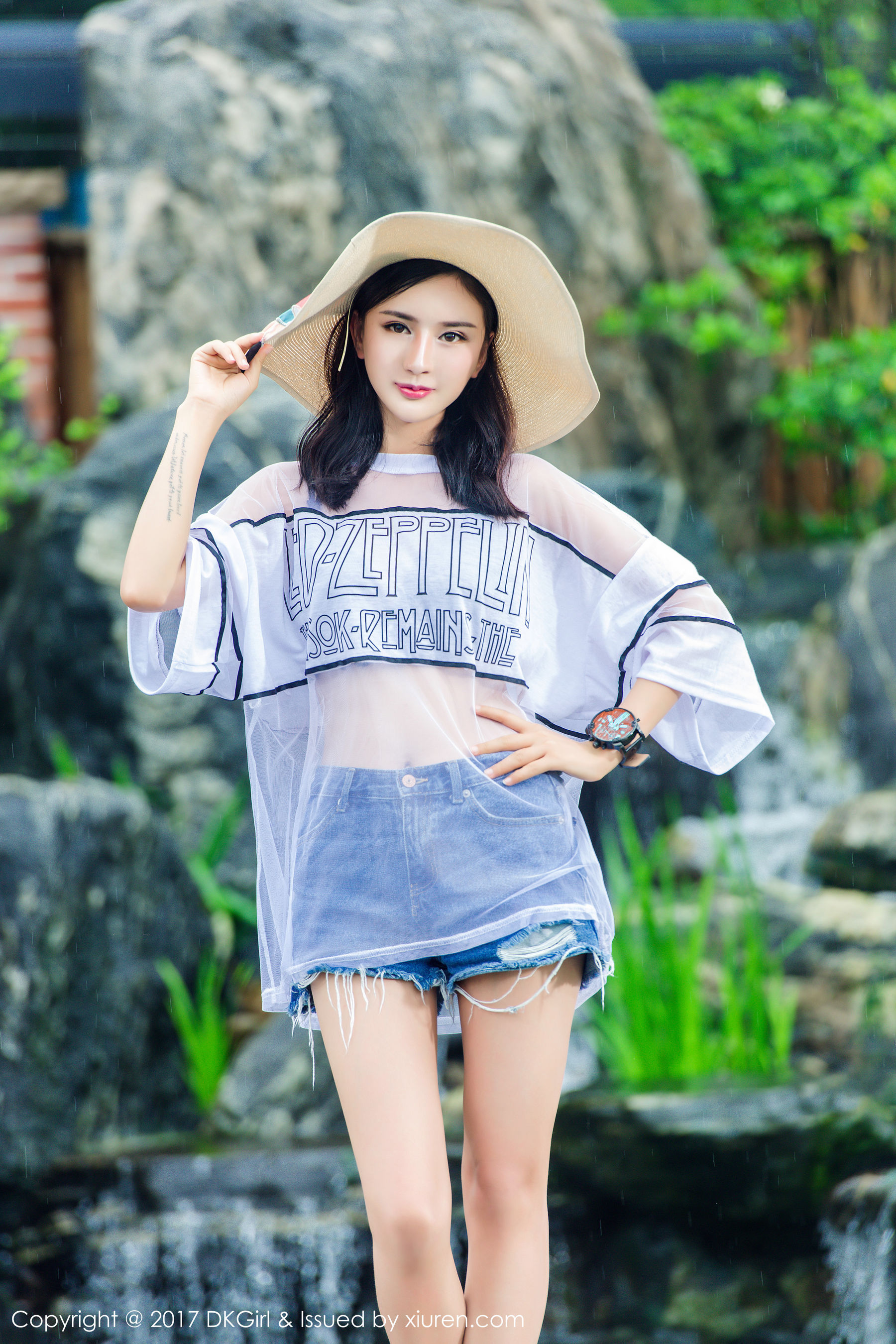 模特梅哥《清新可人，美乳美腿，时尚性感》 [御女郎DKGirl] VOL.026_第2张