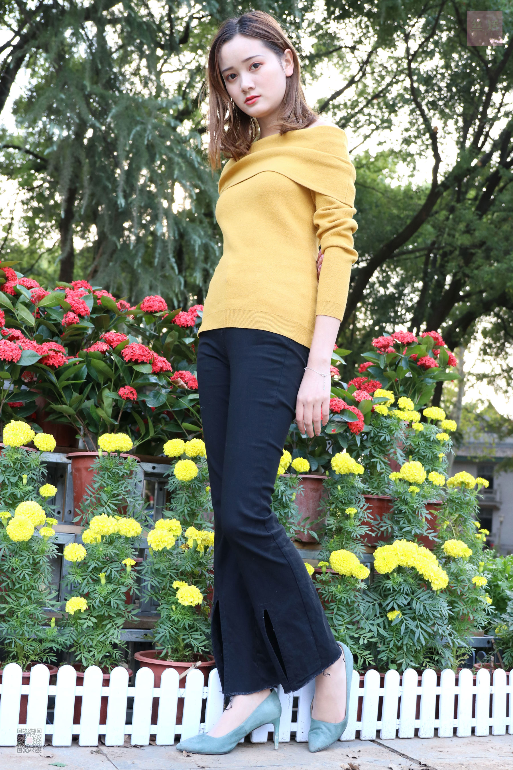 [思话SiHua] SH016 丫丫 华师小姐姐超甜库里斯_第1张