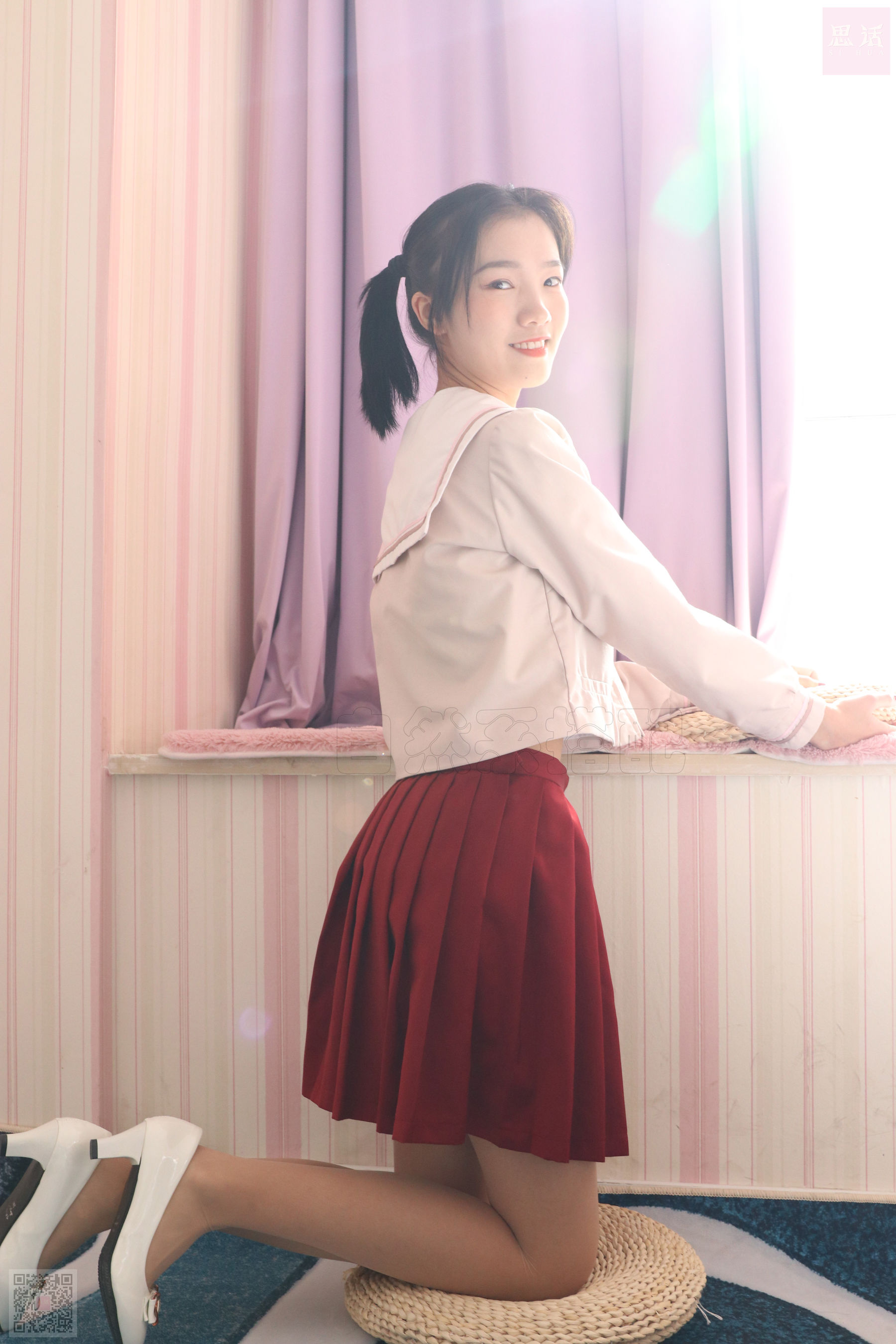 [思话SiHua] SH038 瑶瑶 薄丝袜的JK少女_第1张