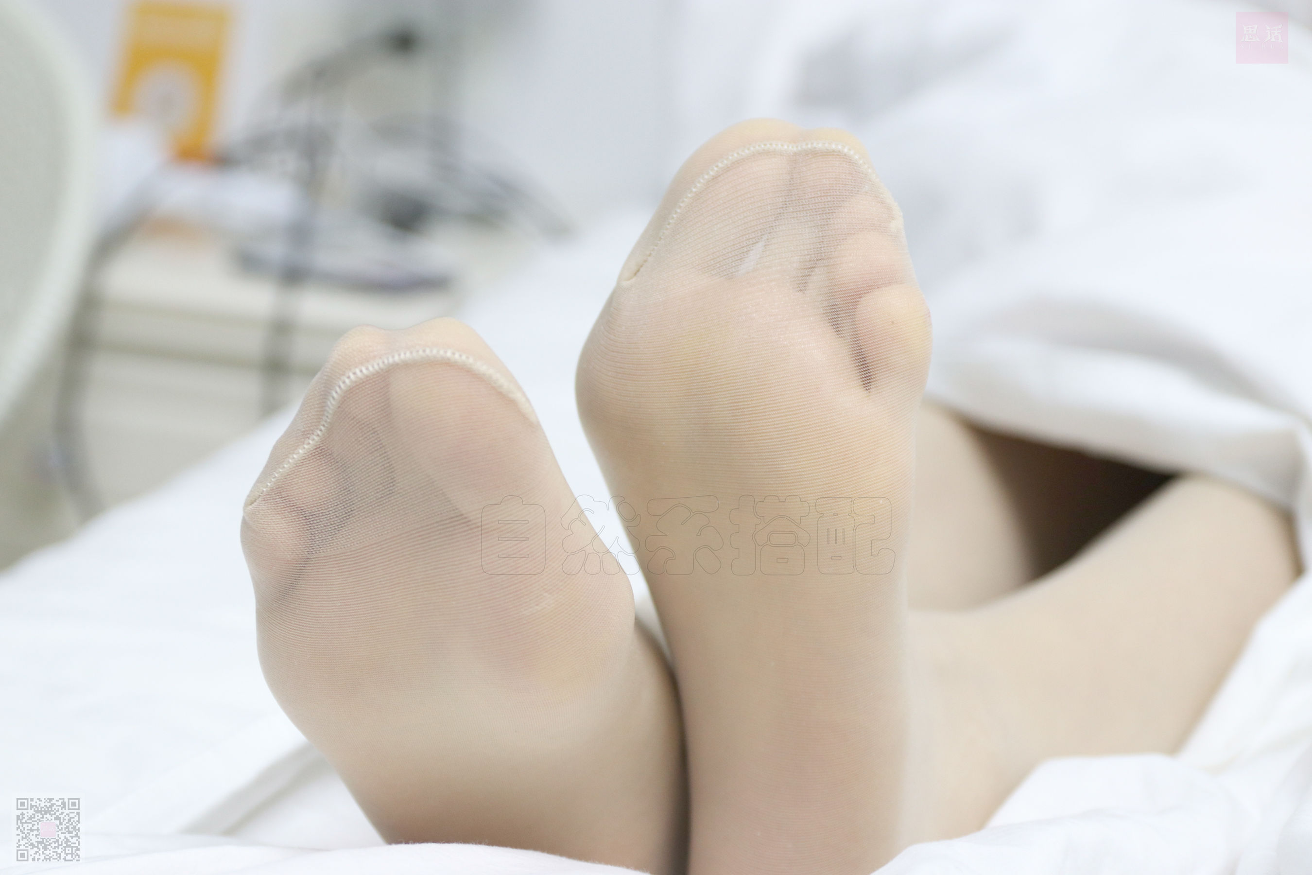 [思话SiHua] SH063 伊一 大波浪和红裙很配哟~_第4张