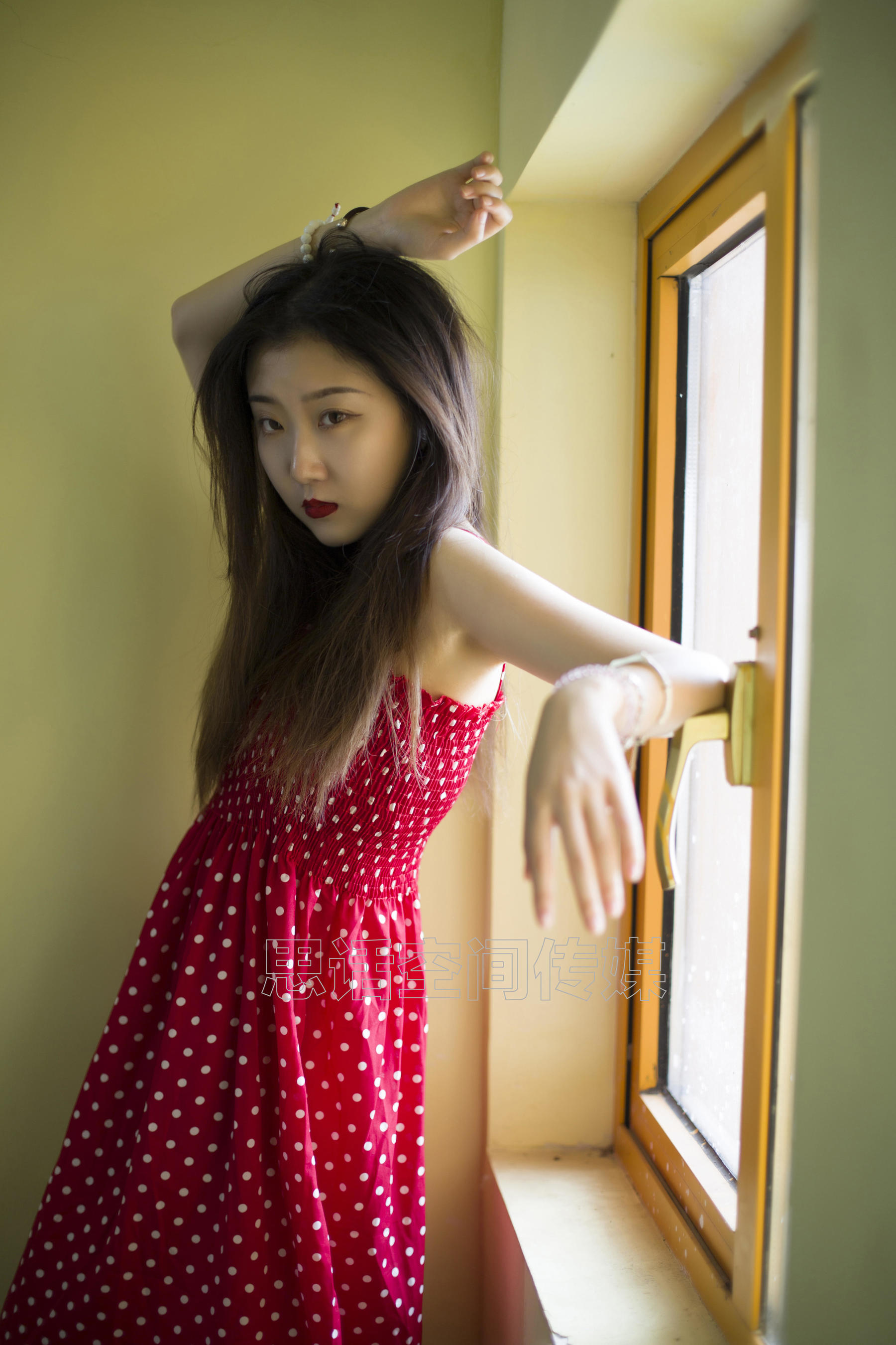 [思话SiHua] SH125 露露 长江大桥神秘红裙_第3张