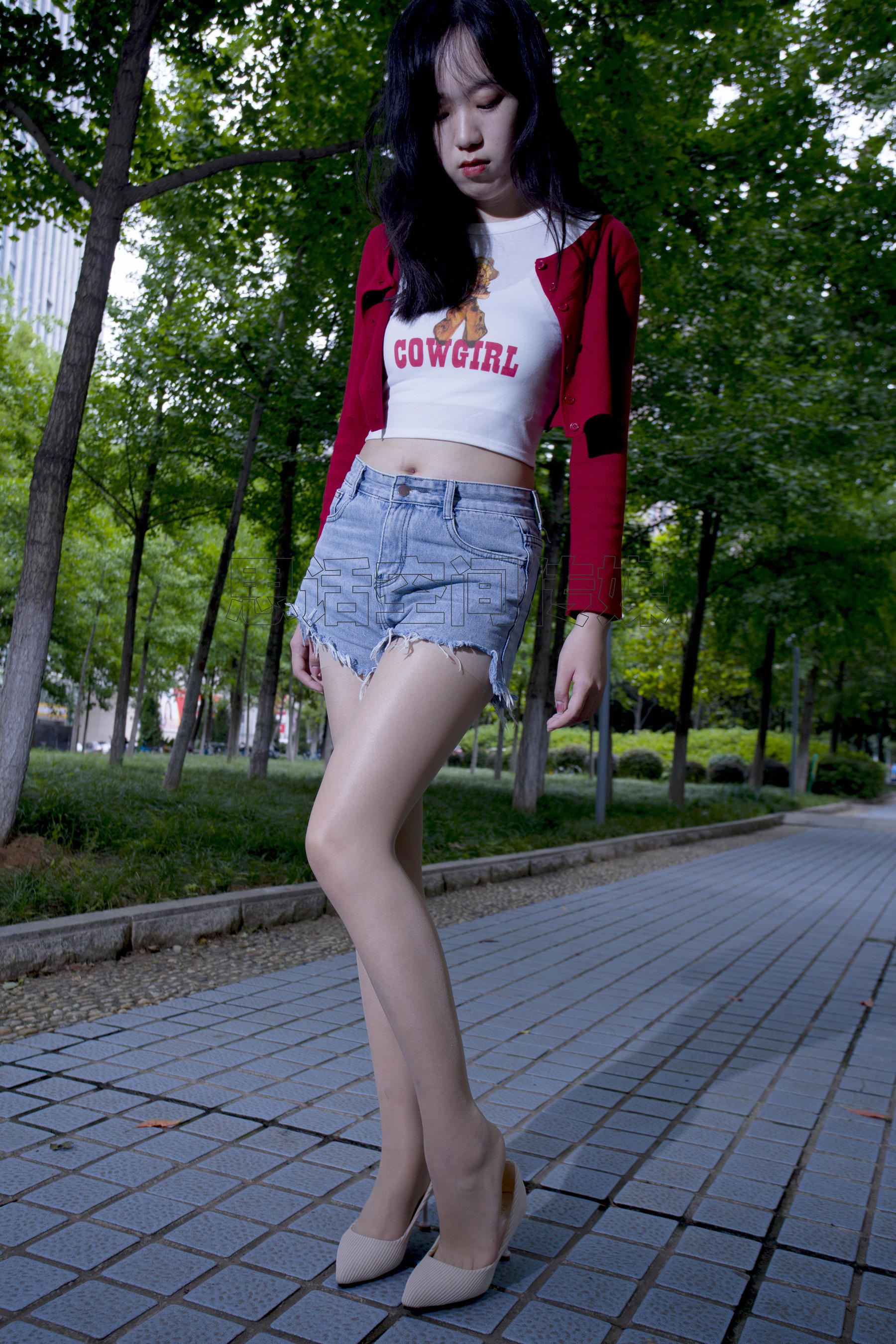 [思话SiHua] SH129 子琦 公园长腿活力少女_第4张