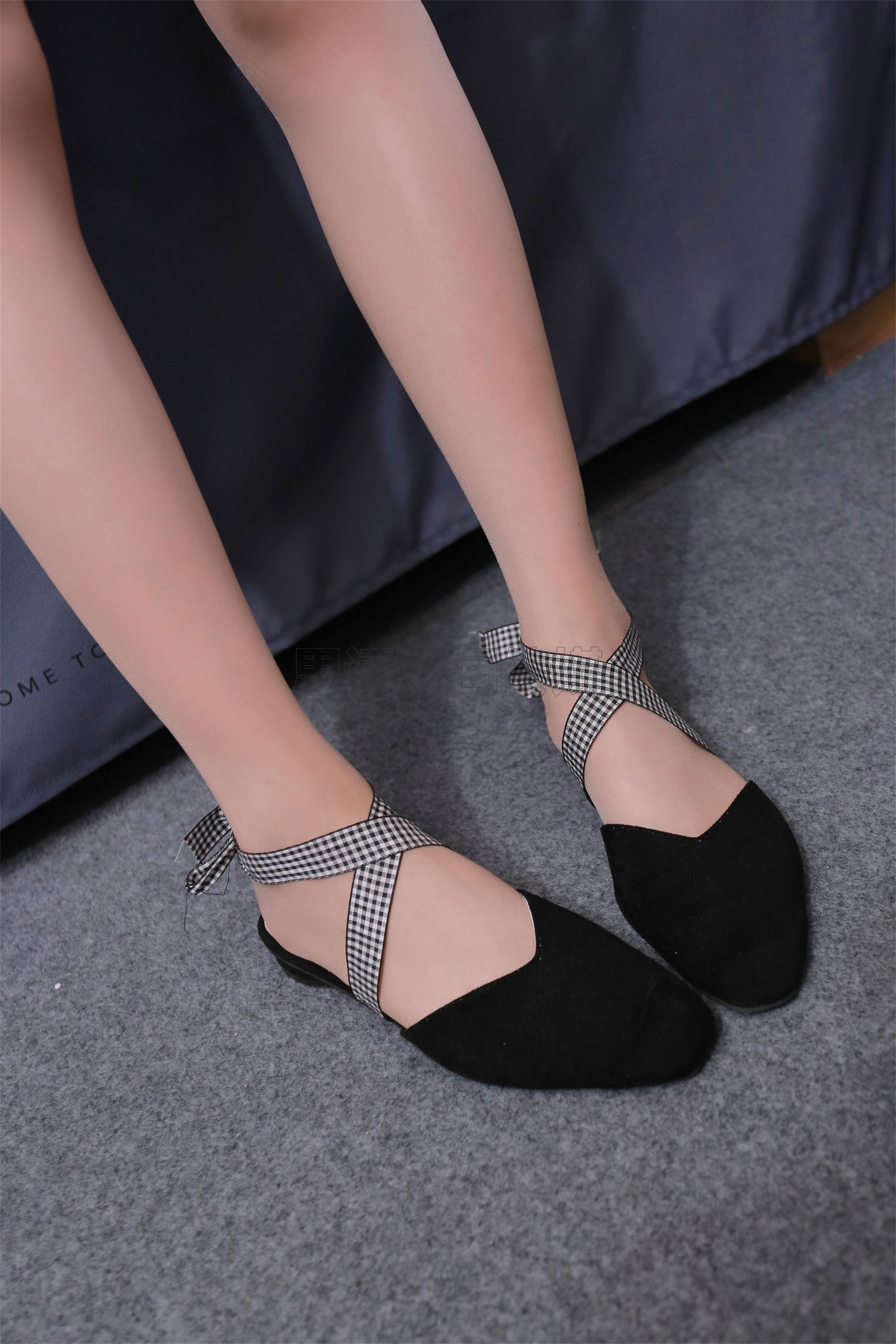 [思话SiHua] SH158 筱蝶 桌上的肉丝女孩_第3张