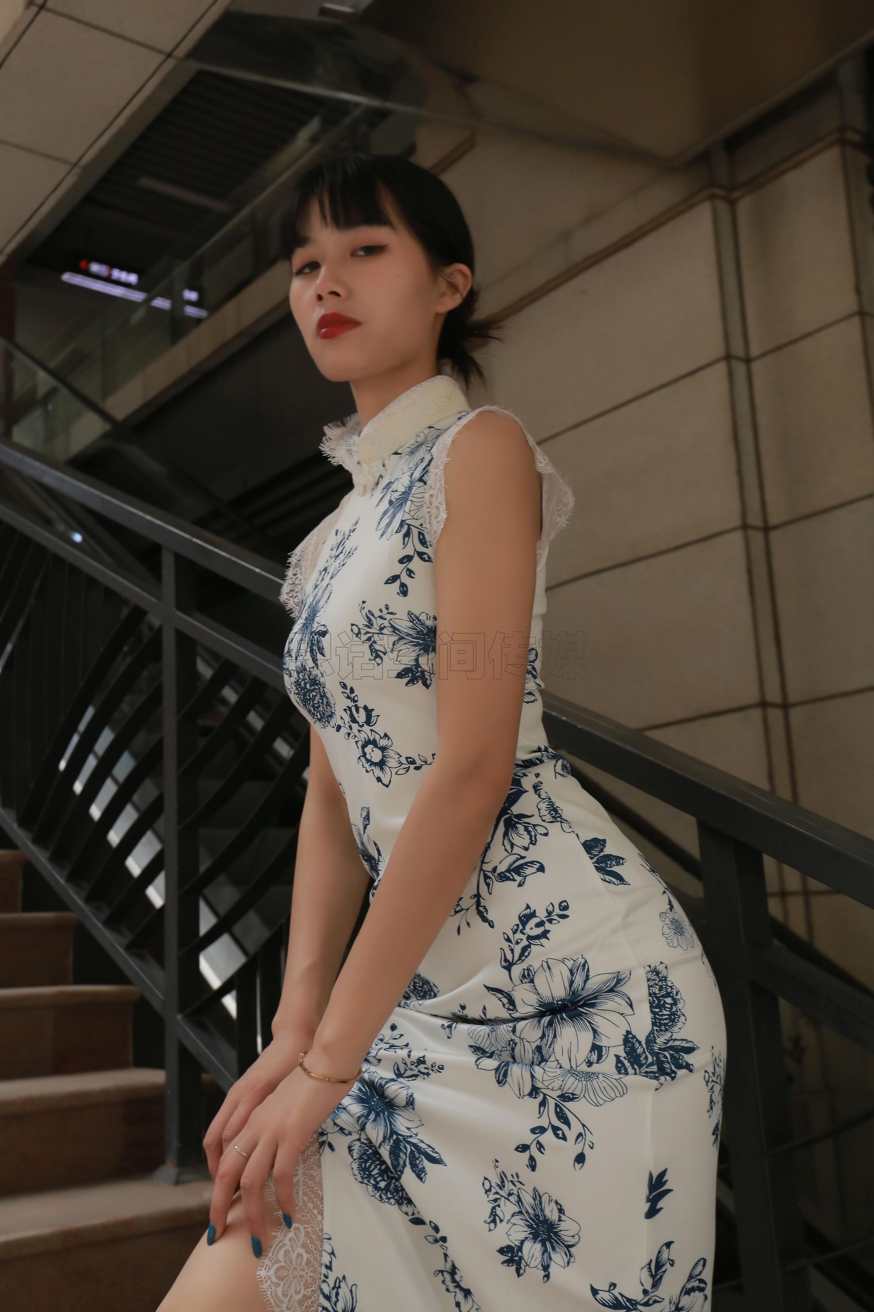 [思话SiHua] SH187 诗诗 穿肉丝的旗袍女神_第3张