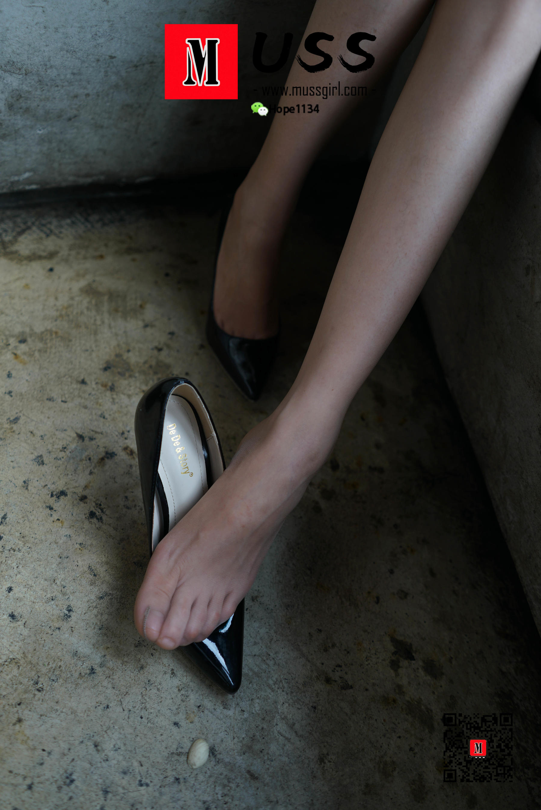 [慕丝女郎MussGirl] No.026 双双 极致薄丝长腿足底_第5张