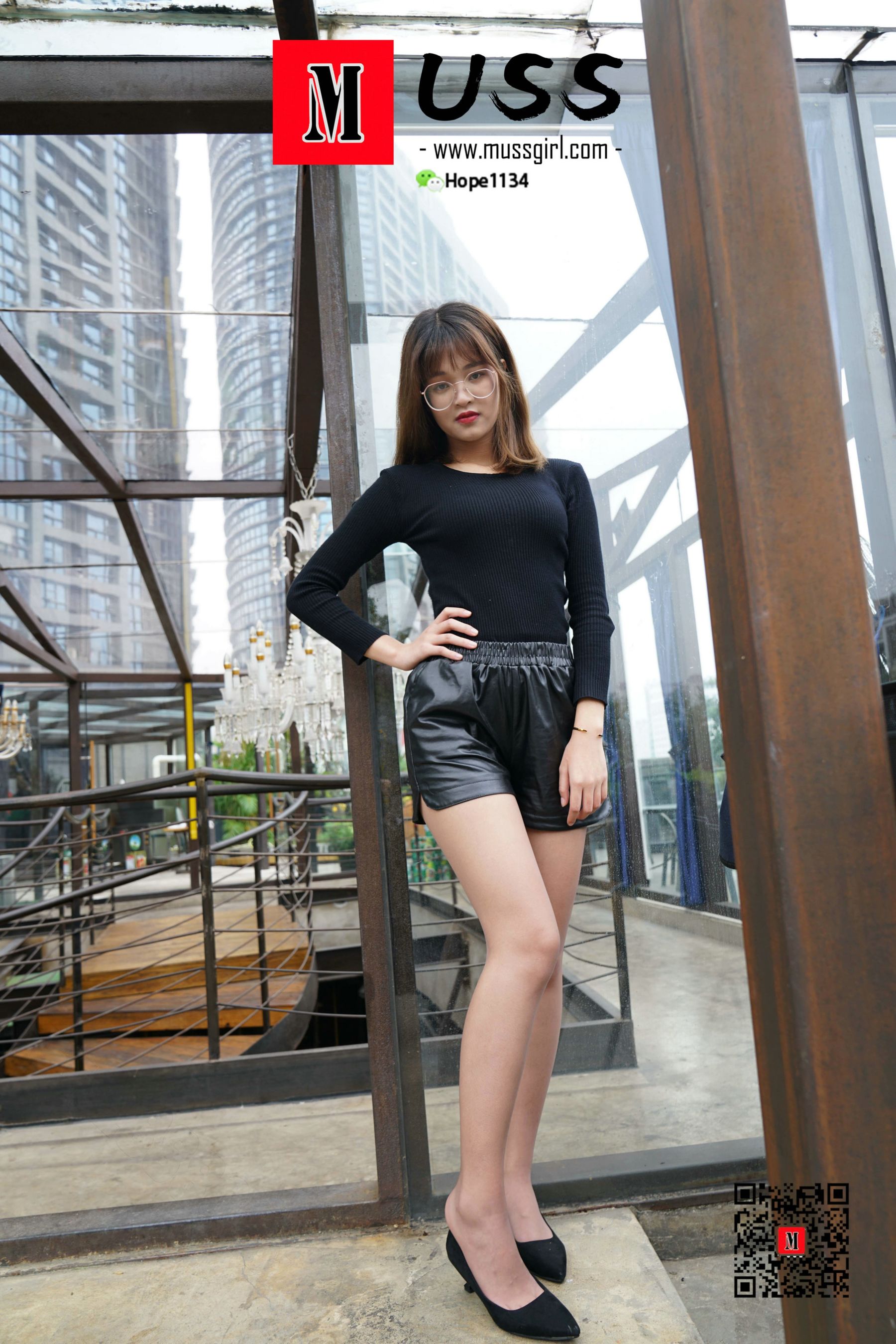 [慕丝女郎MussGirl] No.033 据说是某高校大姐大171腿神_第2张
