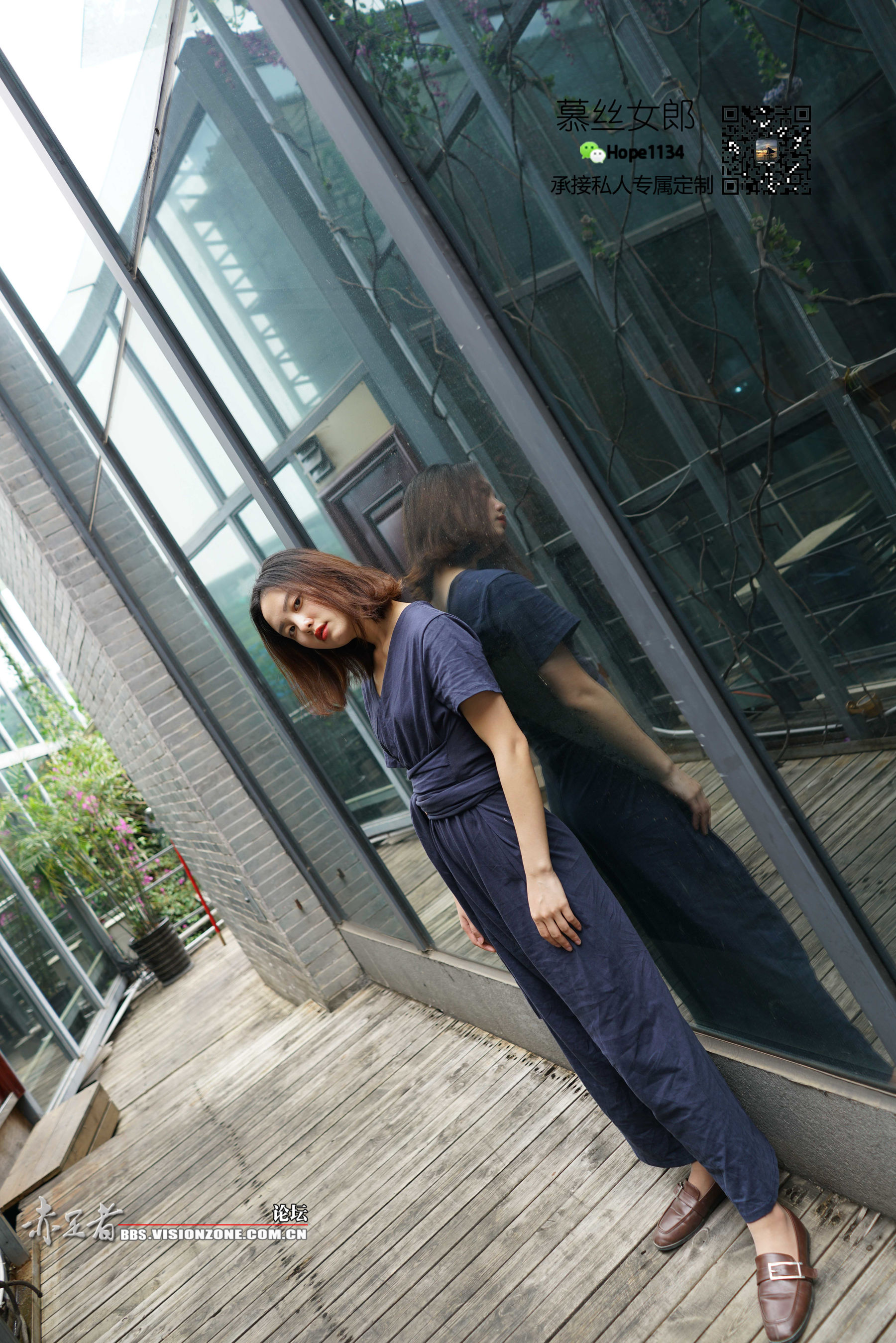 [慕丝女郎MussGirl] No.078 女神的超薄丝腿秀，性感不是不在于“脱”_第1张