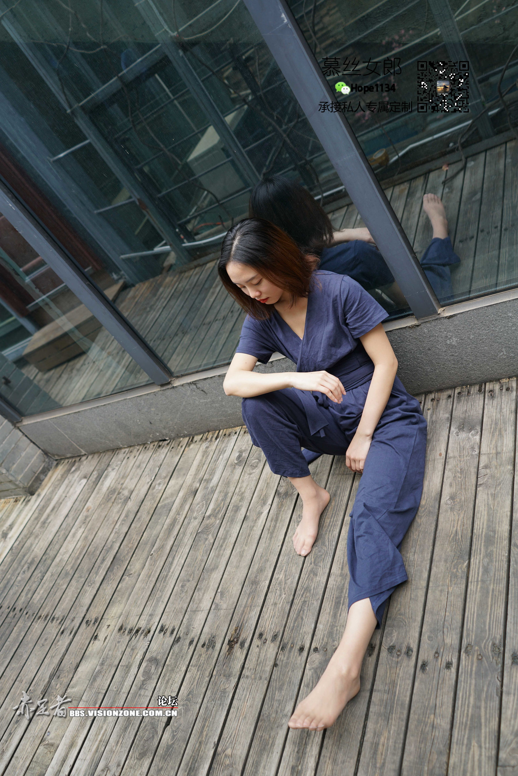 [慕丝女郎MussGirl] No.078 女神的超薄丝腿秀，性感不是不在于“脱”_第3张