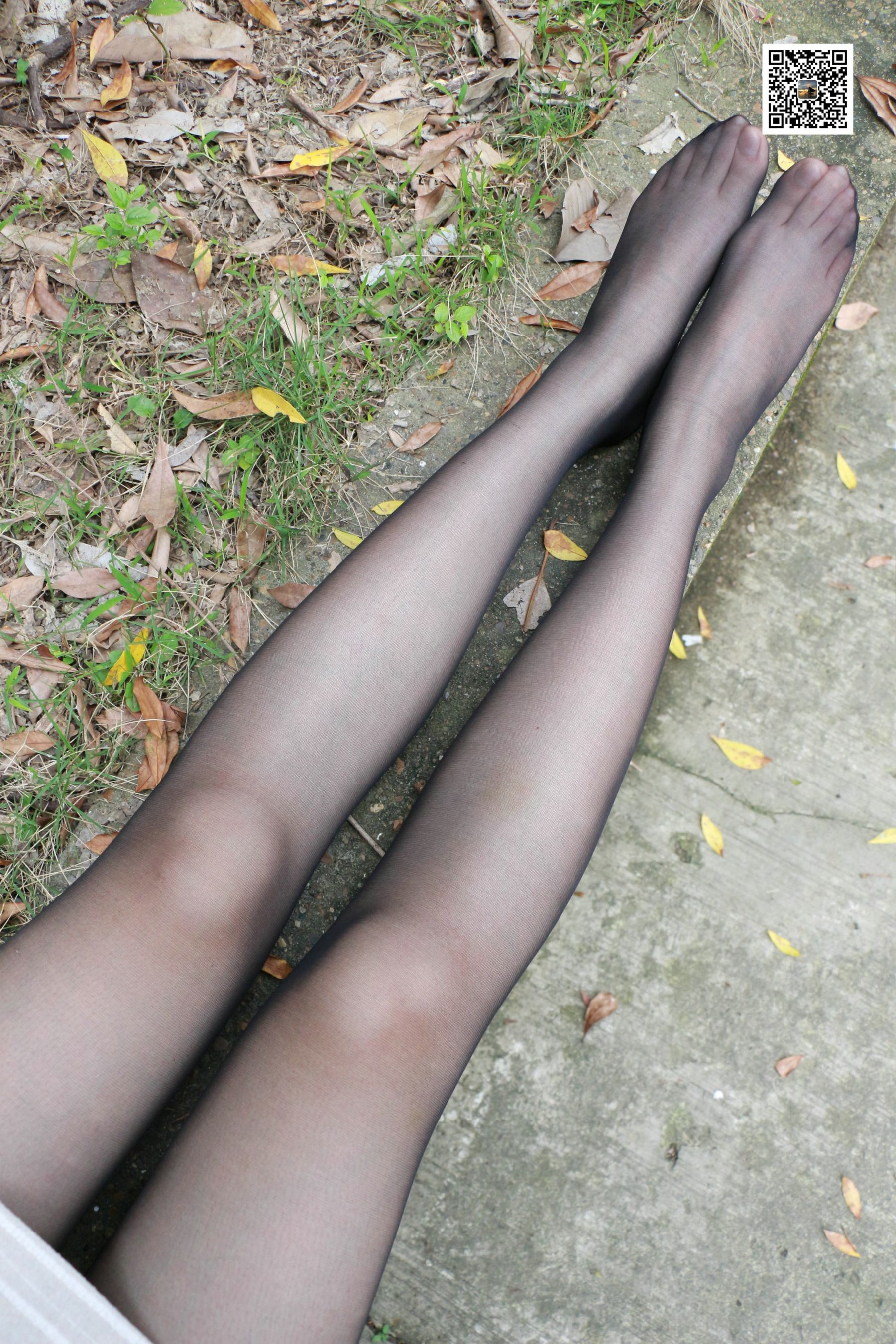 [慕丝女郎MussGirl] 学妹系列05 大三学妹文琳带你校园一日游_第3张