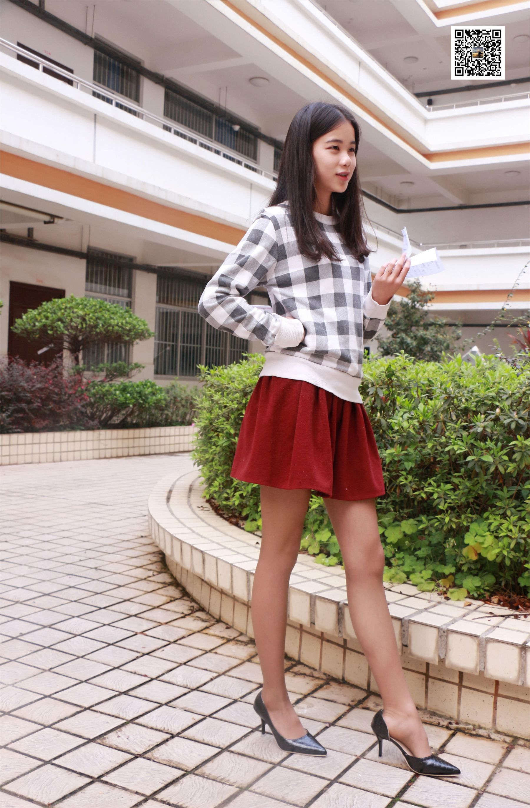 [慕丝女郎MussGirl] 学妹系列12 学妹告诉你，支援武汉，从宅做起2_第2张