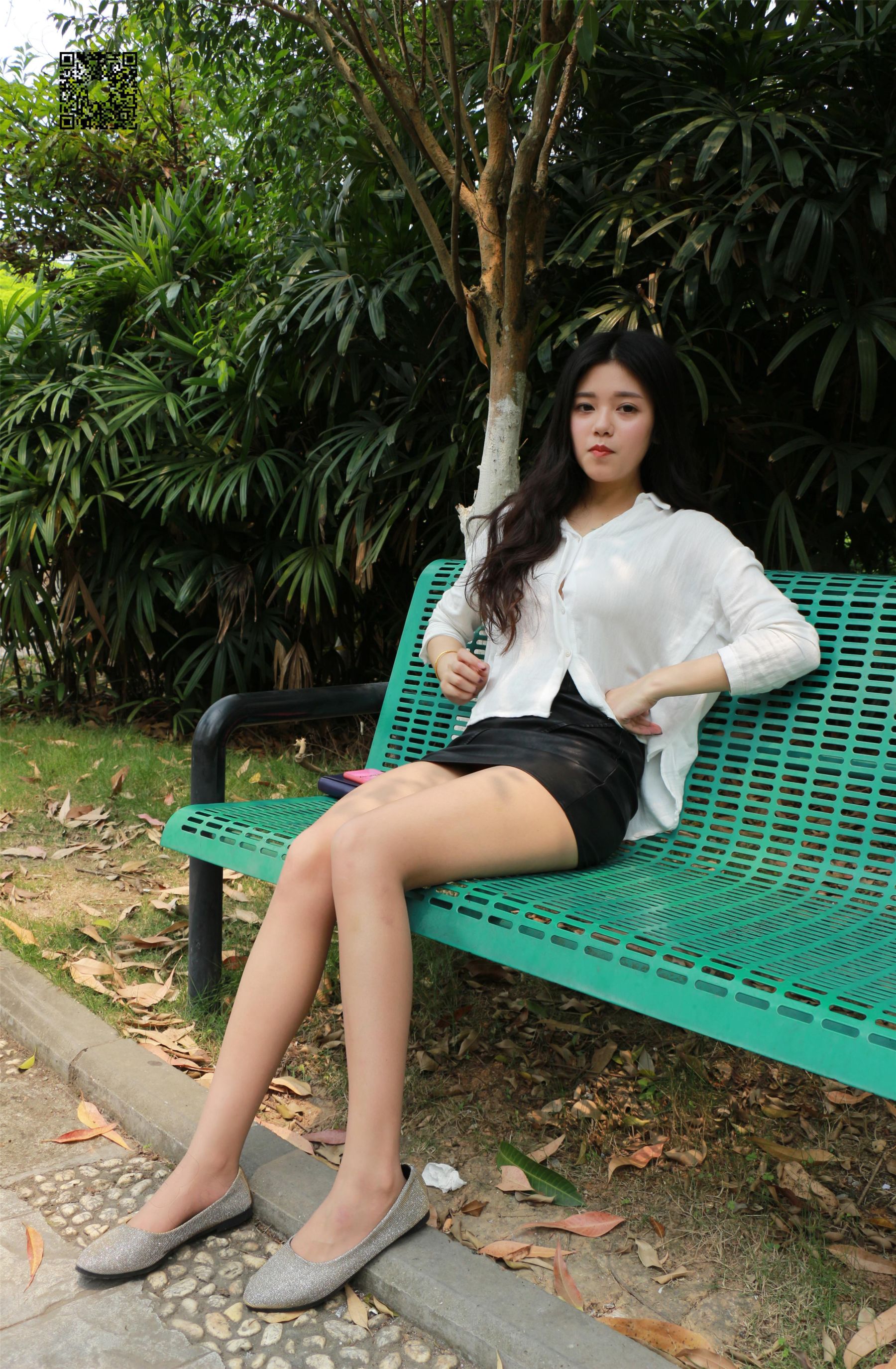 [慕丝女郎MussGirl] 学妹系列18 售楼小姐学妹带我看房_第1张