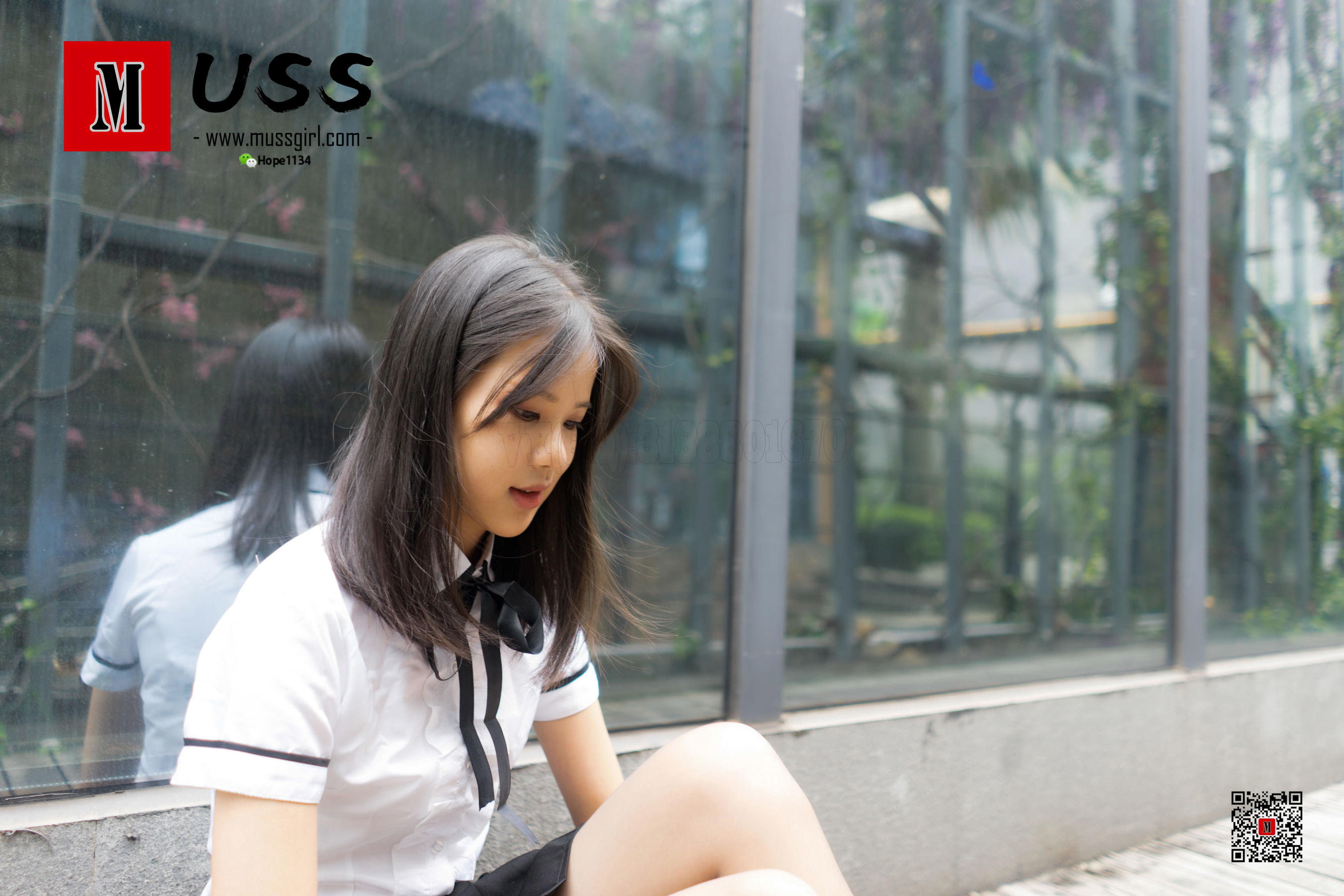 [慕丝女郎MussGirl] No.191 户外灰丝超短裙_第1张