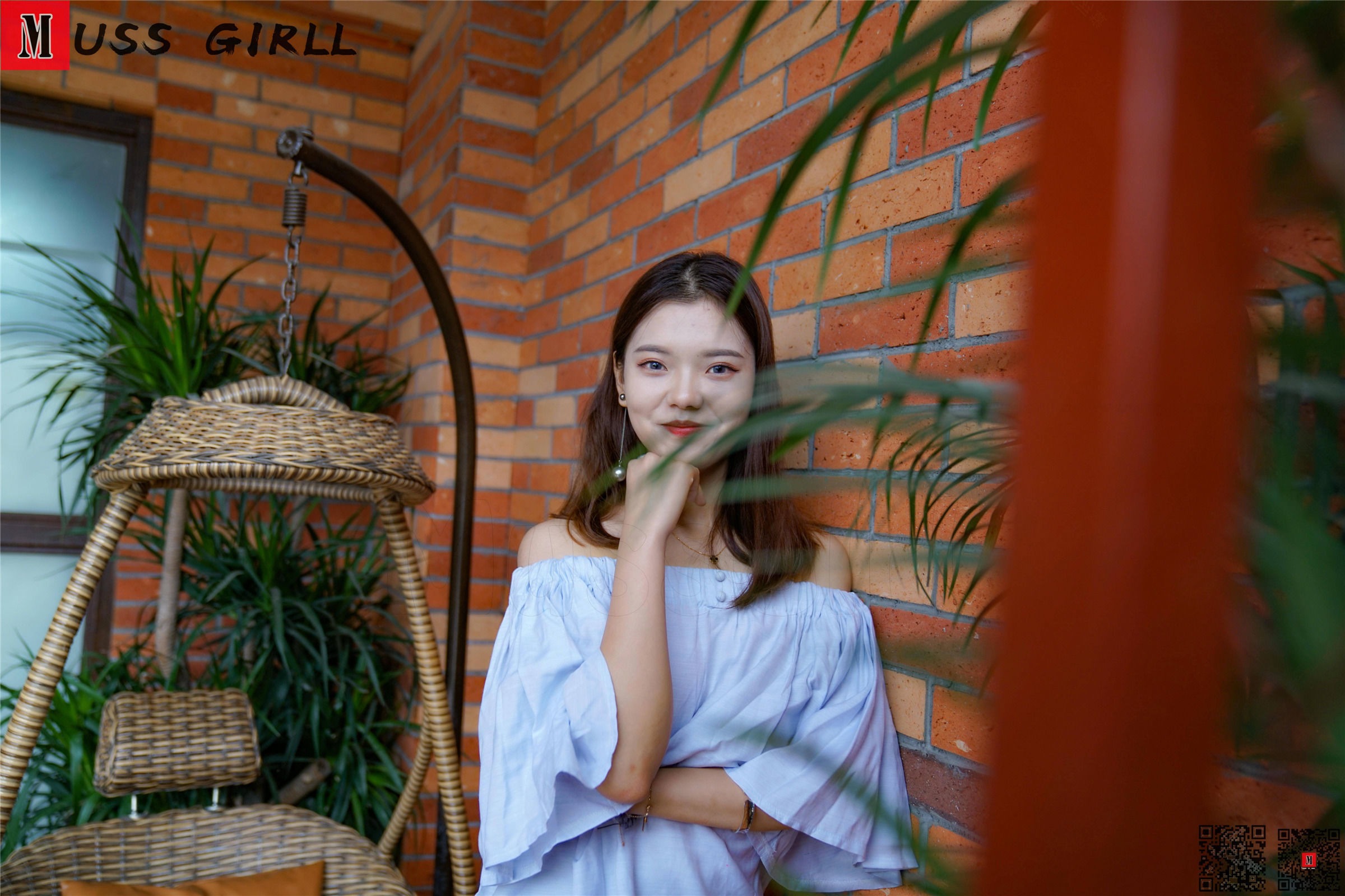 [慕丝女郎MussGirl] No.279 吊椅百褶裙肉丝_第4张