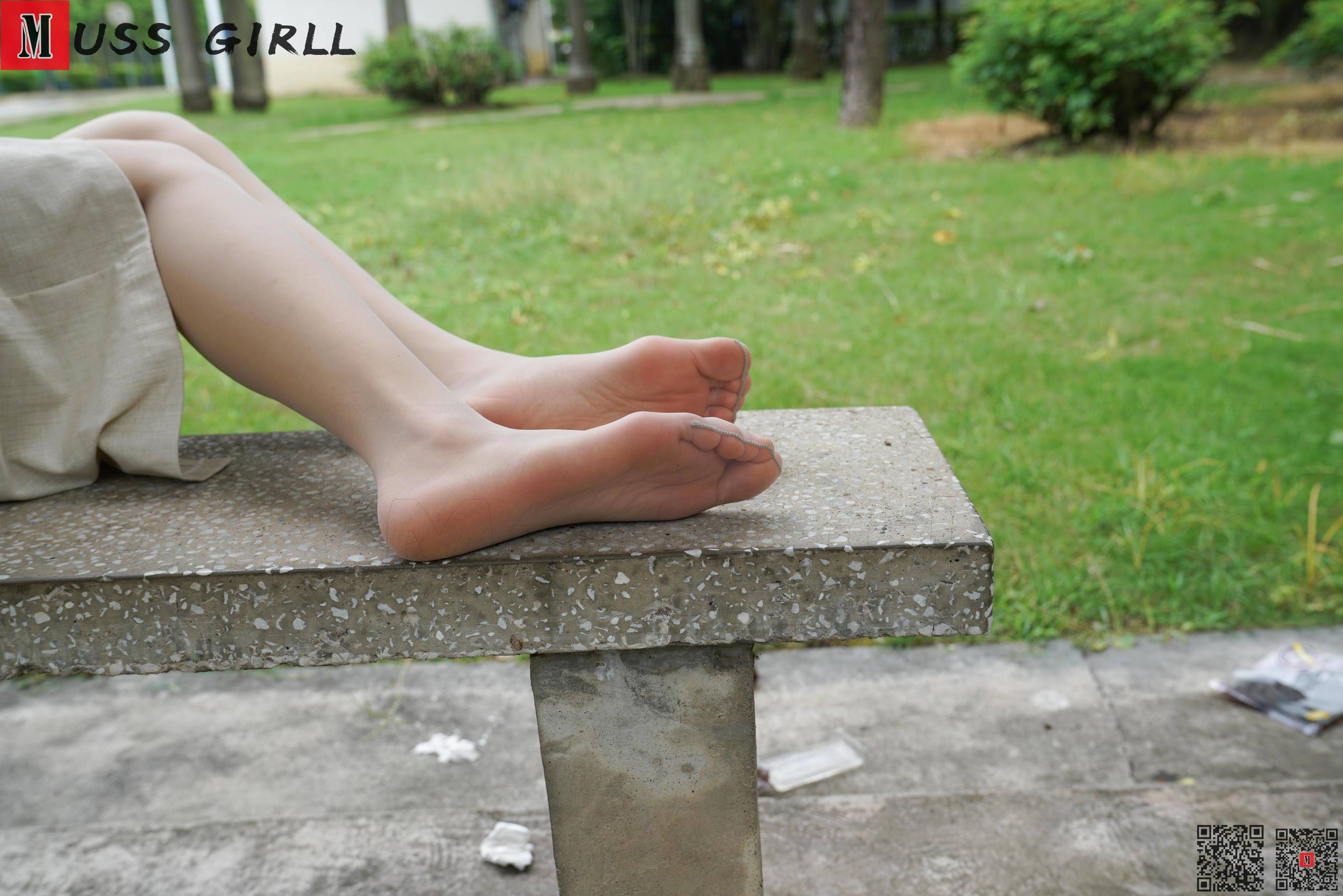 [慕丝女郎MussGirl] No.288 公园制服薄丝_第5张