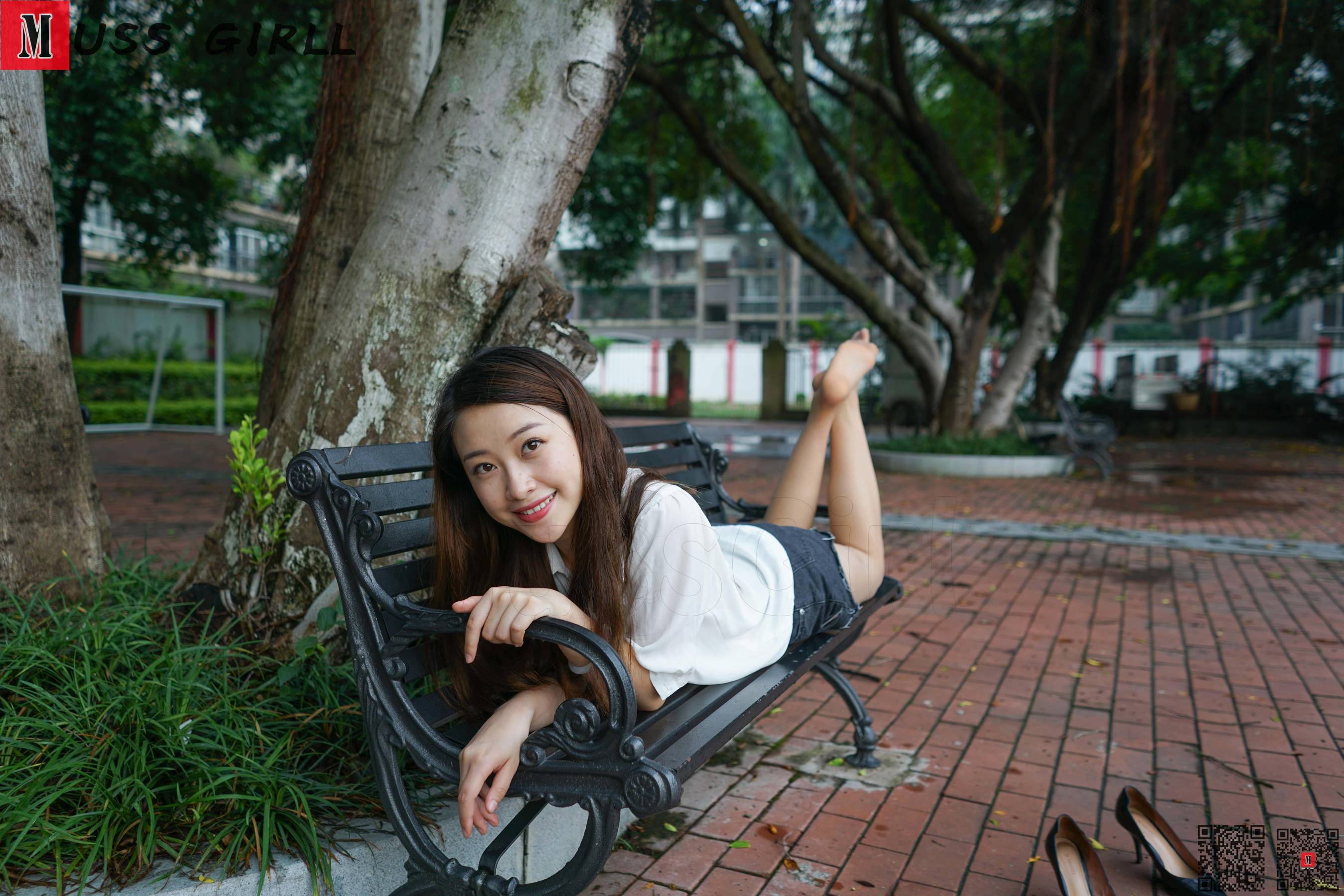 [慕丝女郎MussGirl] No.295 公园长椅肉丝_第3张