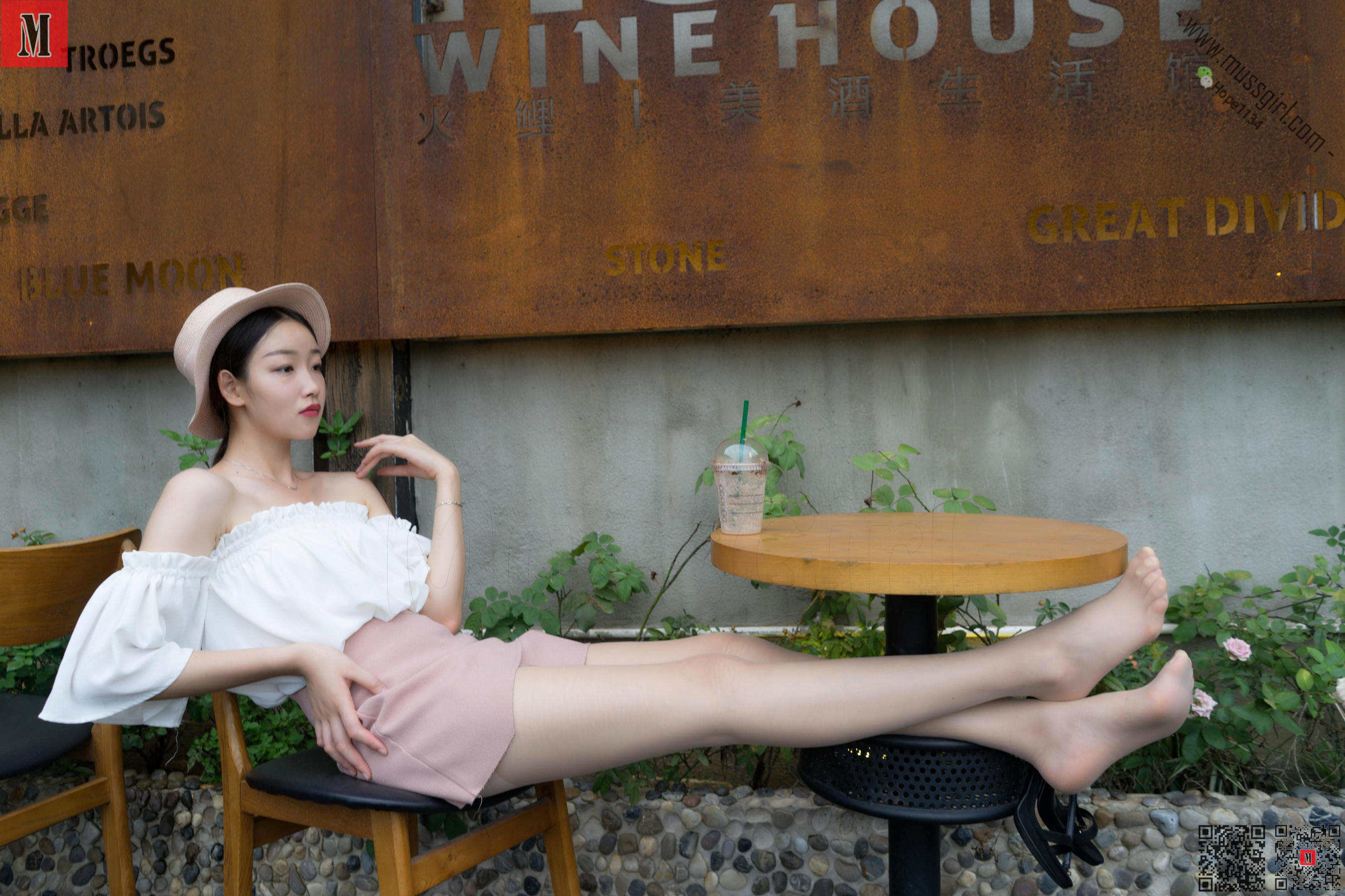 [慕丝女郎MussGirl] No.297 户外薄丝短裙_第2张