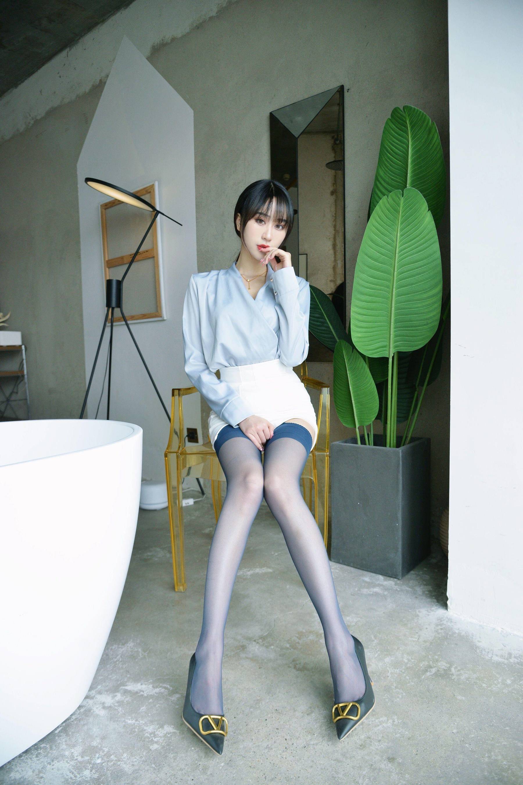 [我丝你想] MX028 美西 蓝色妖姬_第2张