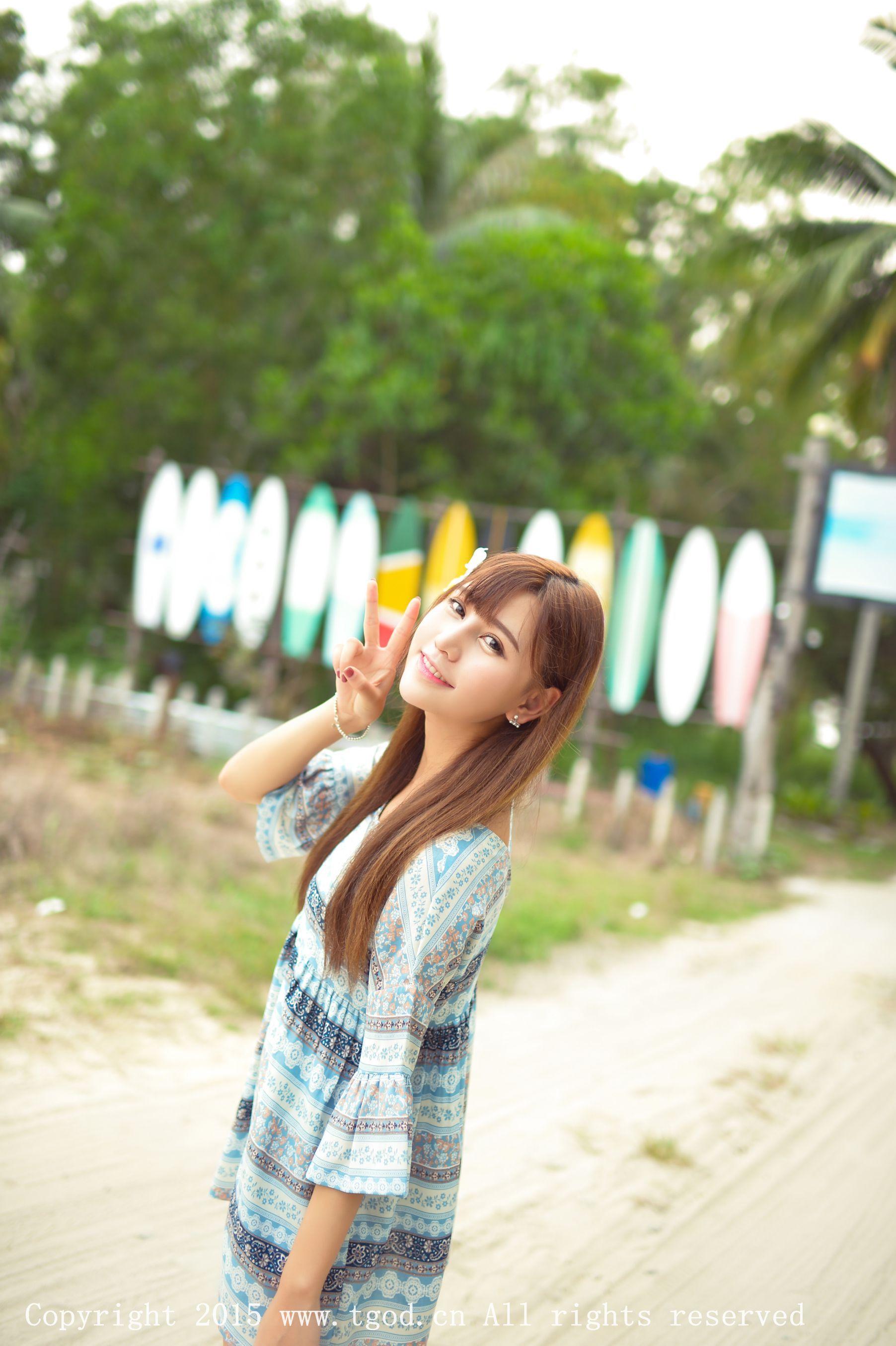 Milk楚楚《普吉岛旅拍》短裙、比基尼系列 [TGOD推女神] 写真集_第3张