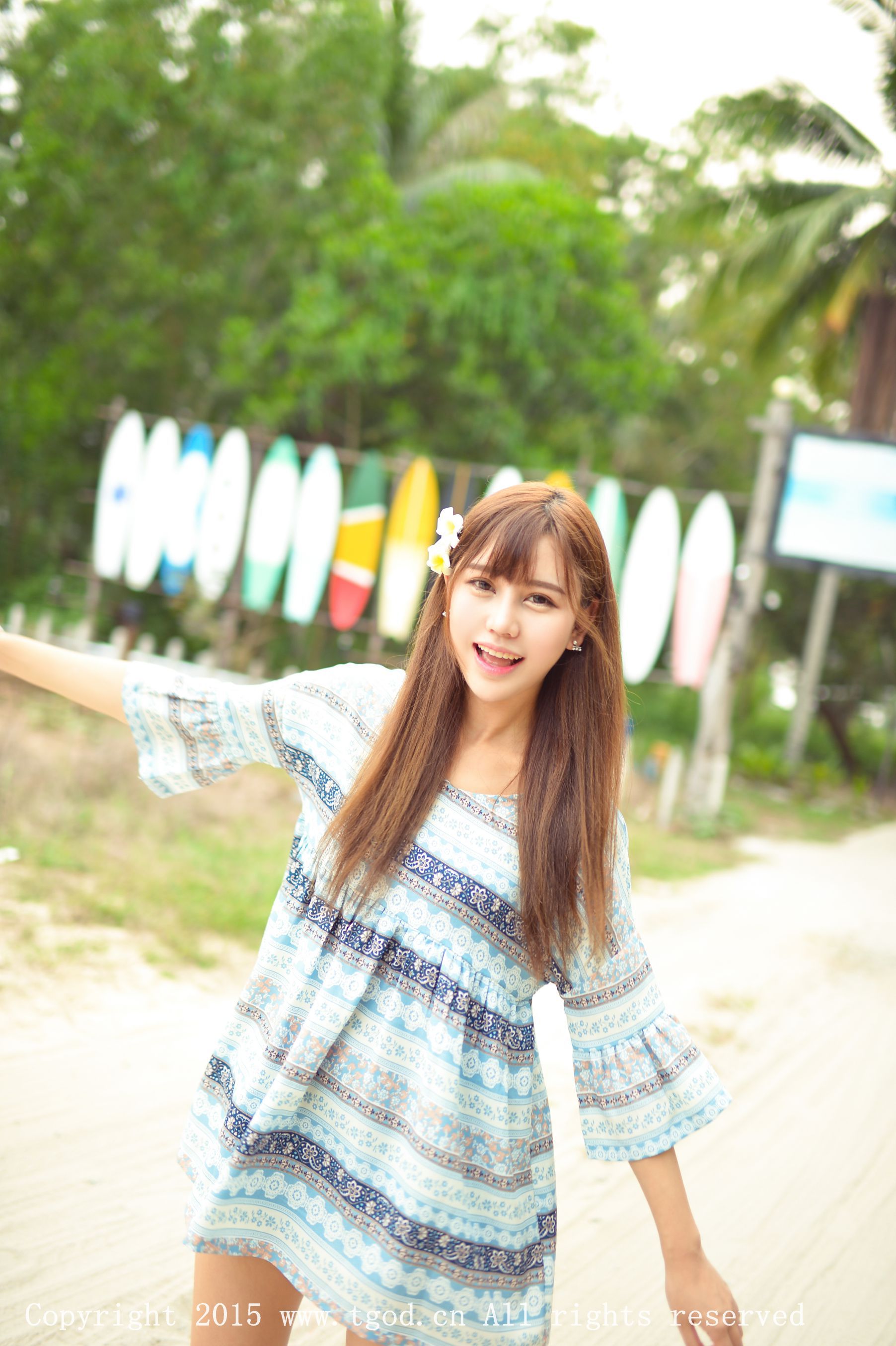 Milk楚楚《普吉岛旅拍》短裙、比基尼系列 [TGOD推女神] 写真集_第4张