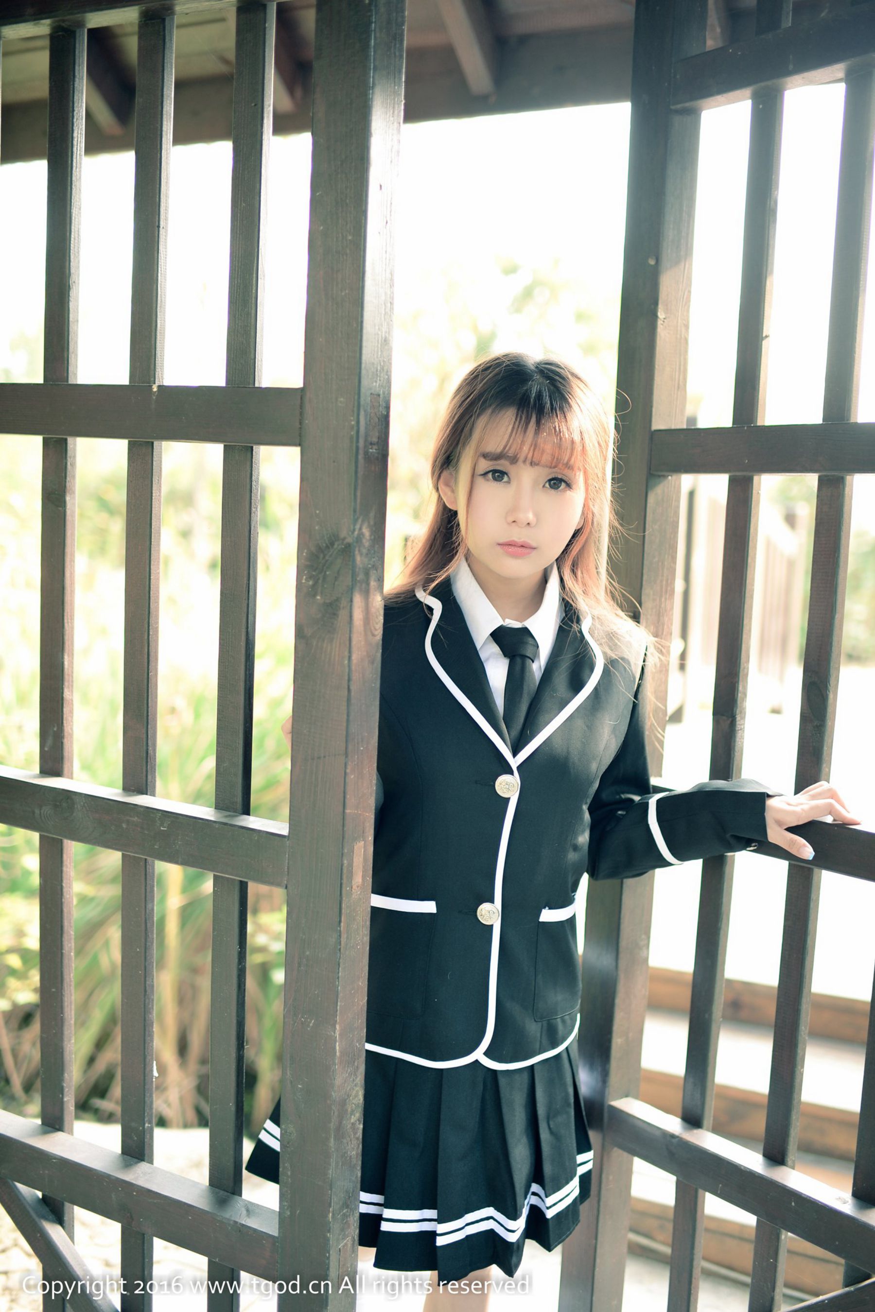 小九Vin《校服萝莉教主》 [推女神TGOD]_第4张