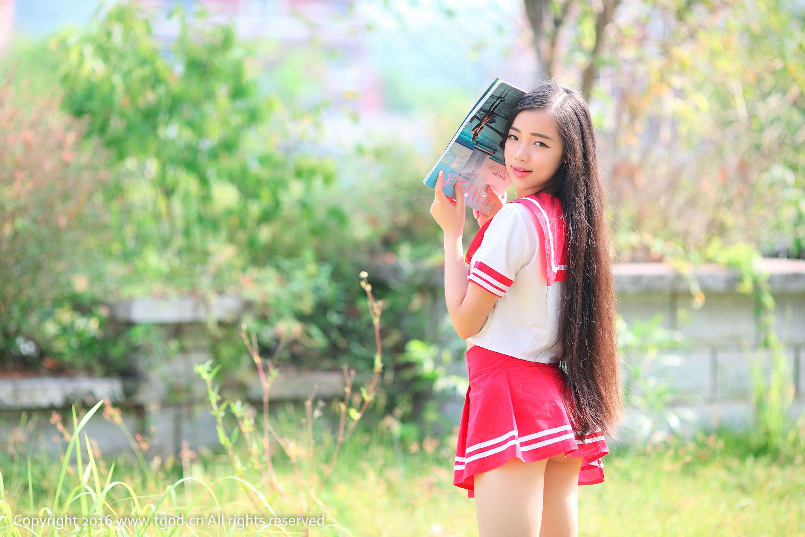 蔻蔻《女仆翘臀小清新》 [推女神TGOD]_第5张