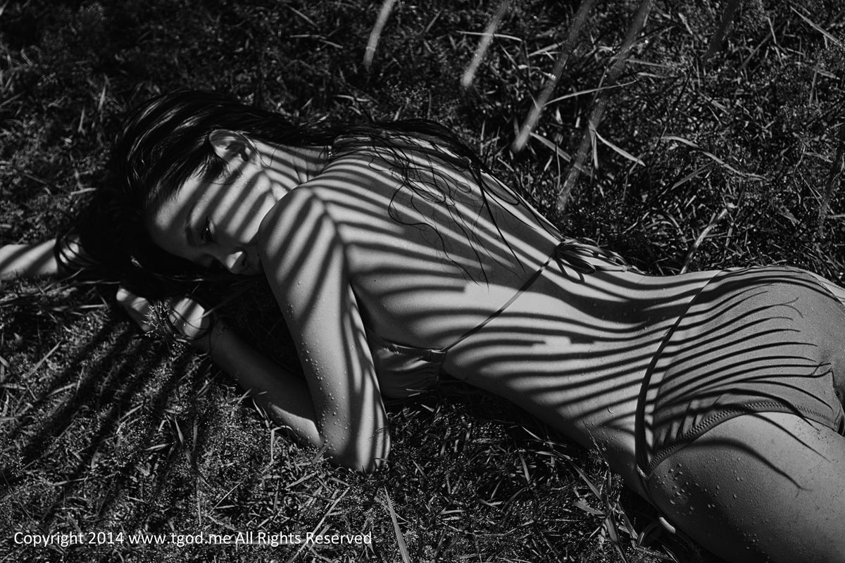 本能Luvian 《沙巴旅拍》第一弹  [TGOD推女神] 写真集_第5张