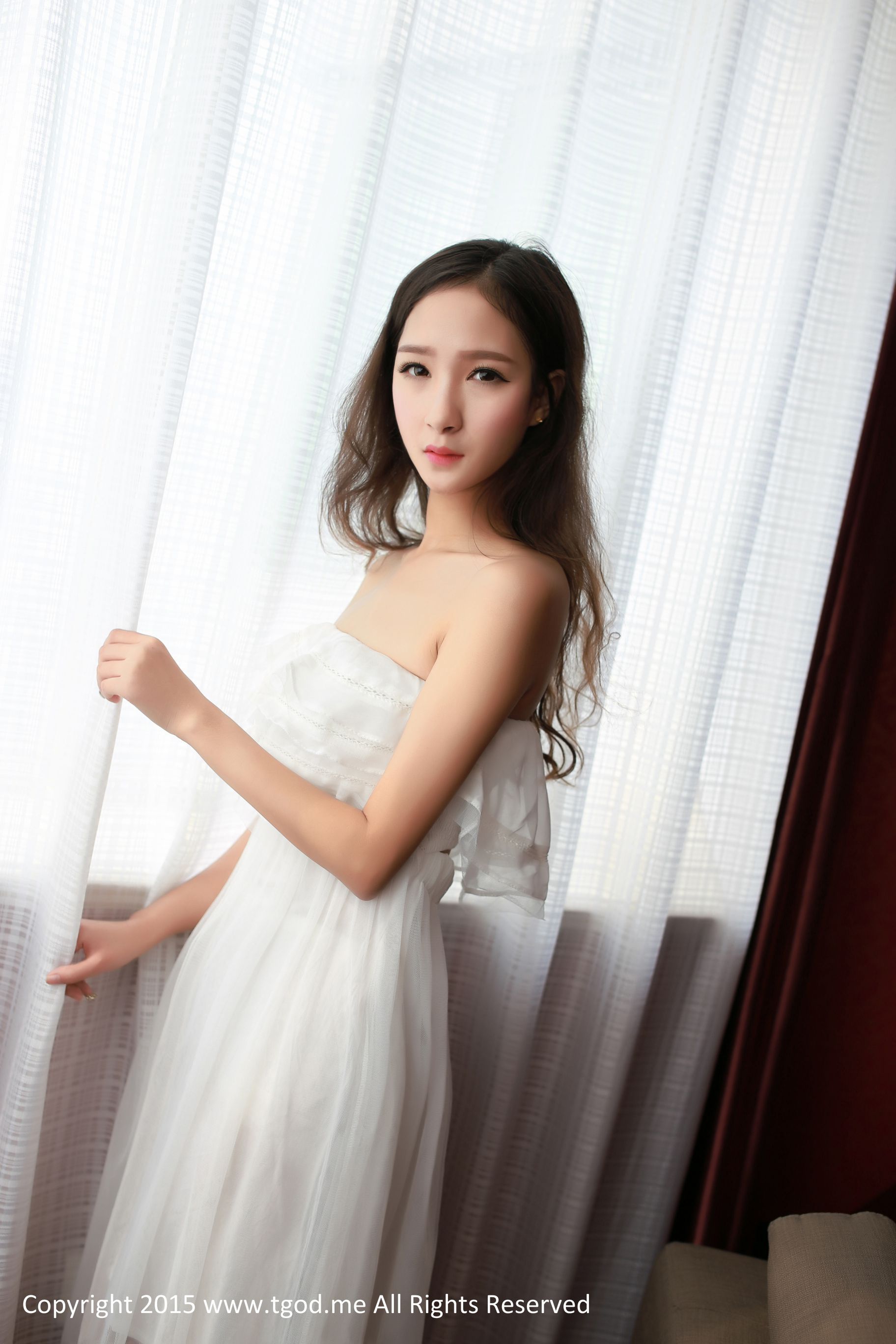 模特女神晓彤《不经意的美》 [TGOD推女神] 写真集_第4张