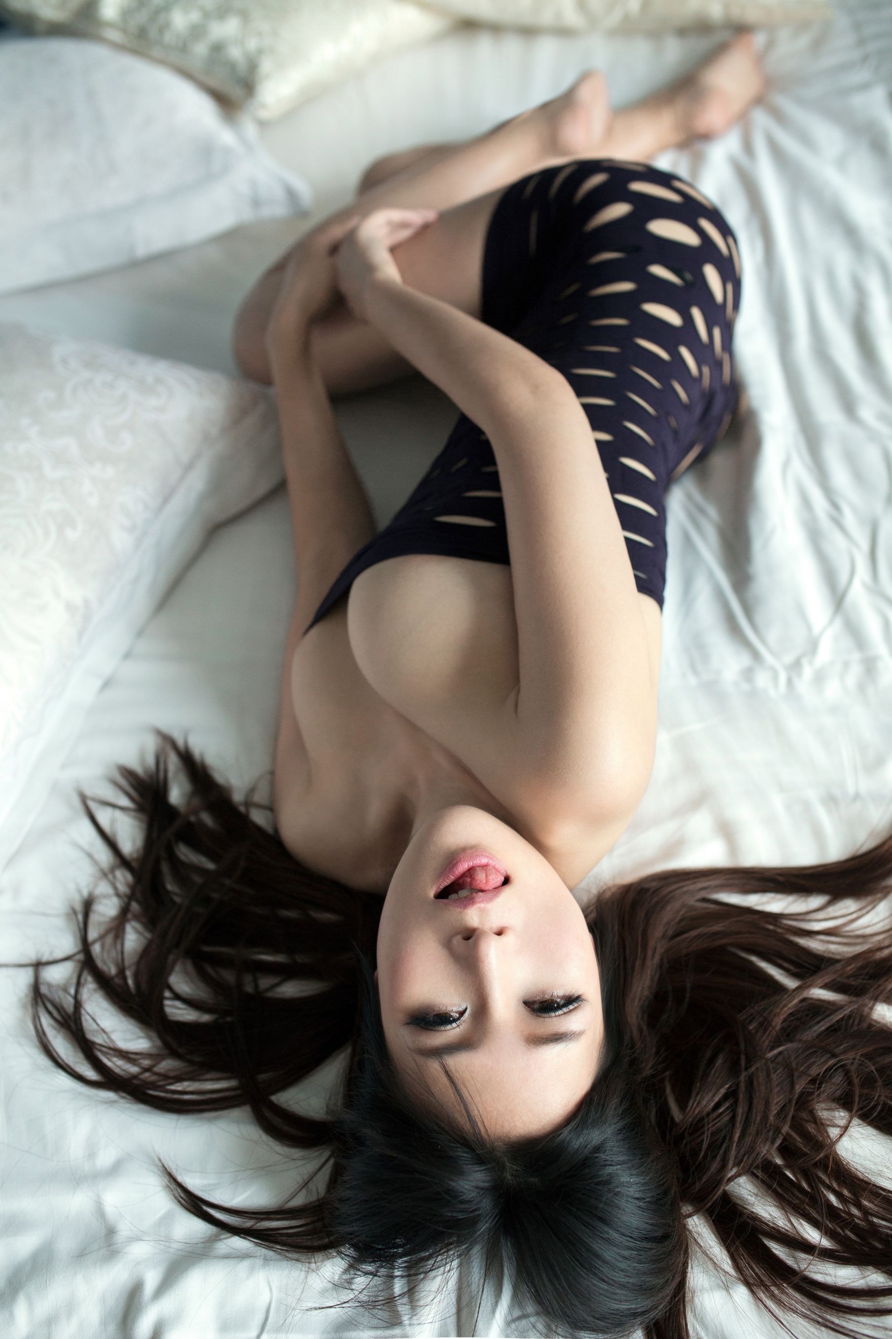 张优《萌颜乳神、魔鬼曲线》 [推女郎TuiGirl] No.030_第2张