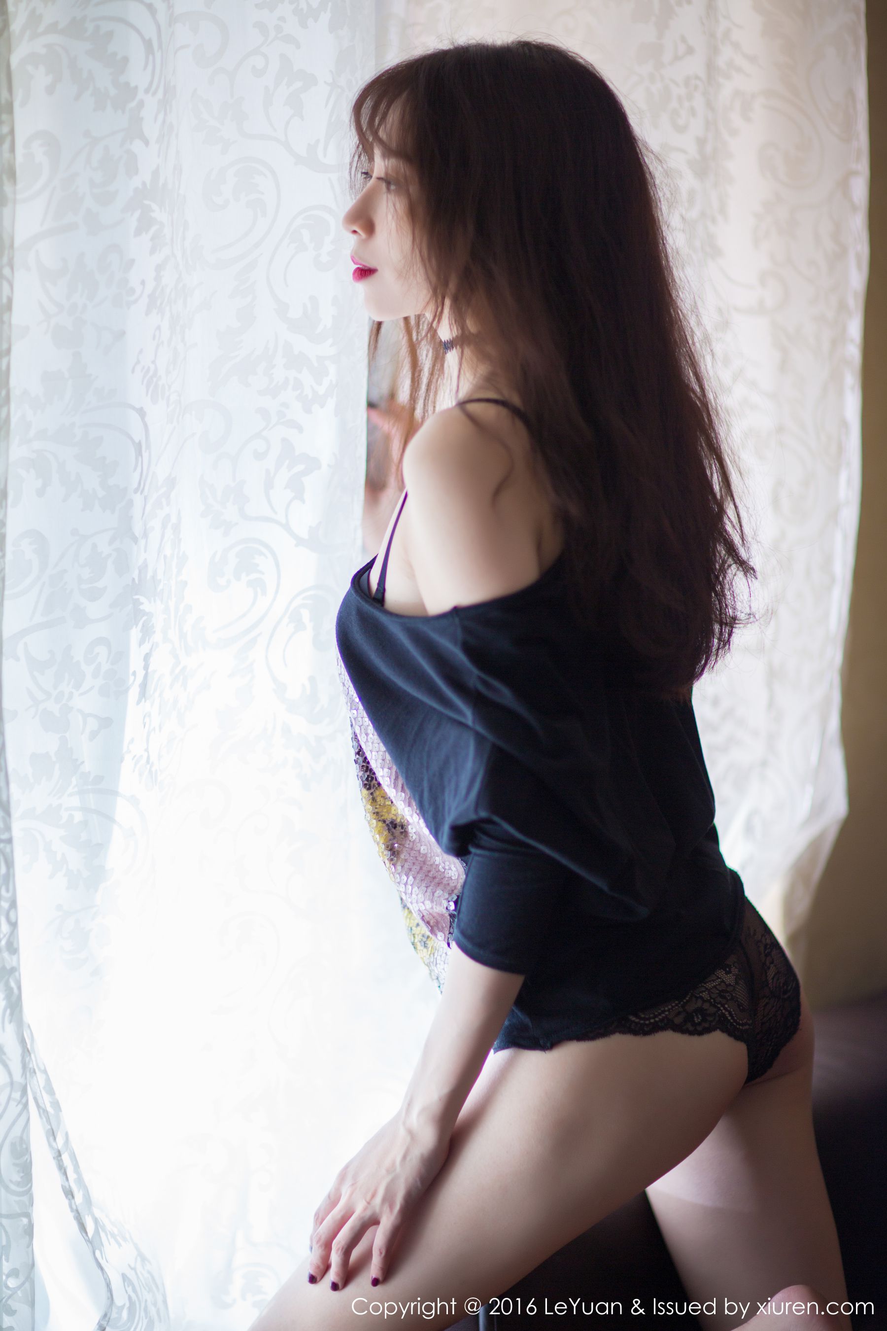 楚琪kiki 《小清新街拍+比基尼系列》 [星乐园LeYuan] Vol.006_第3张