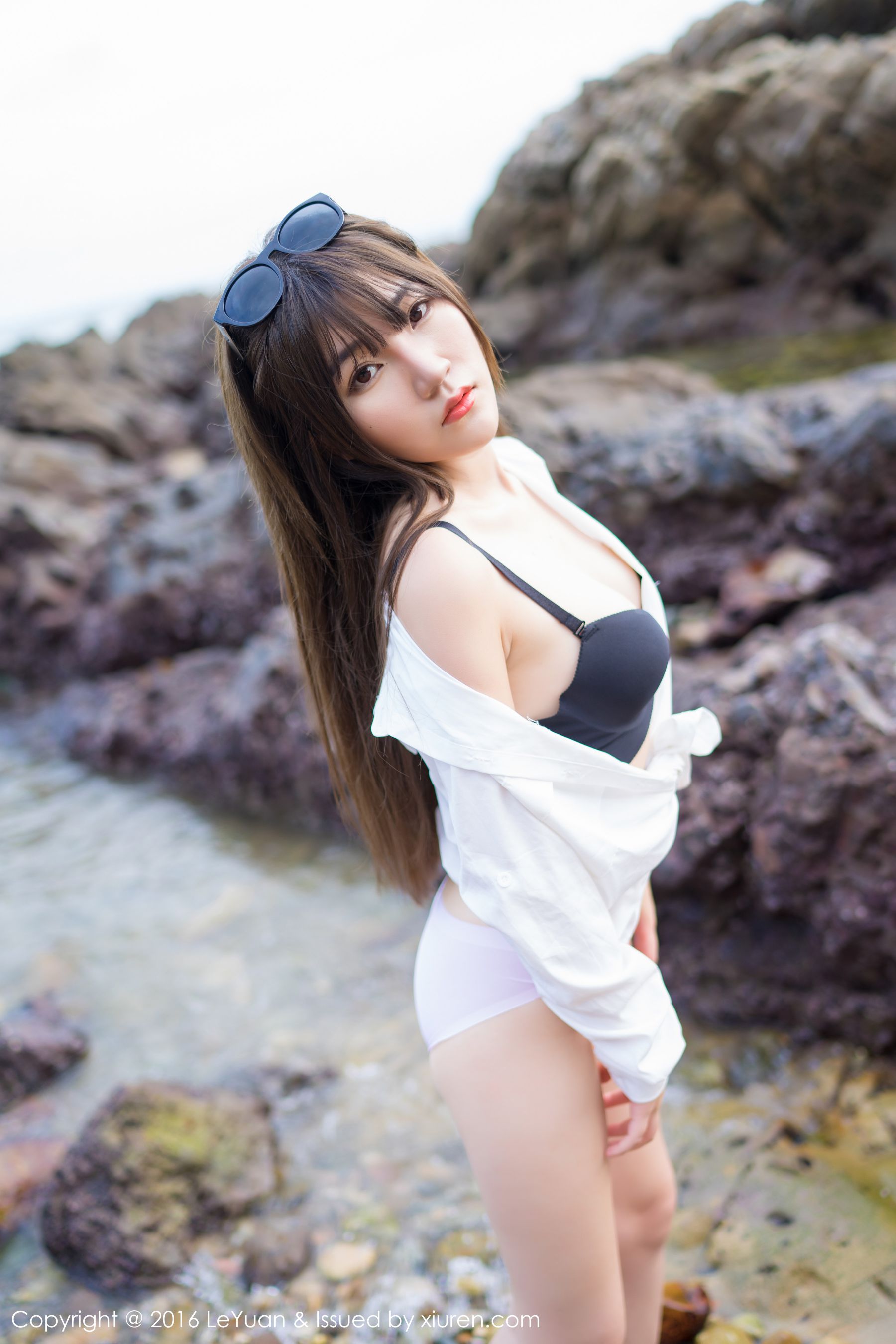 冷不丁《比基尼+白衬衫诱惑》 [星乐园LeYuan] Vol.012_第4张