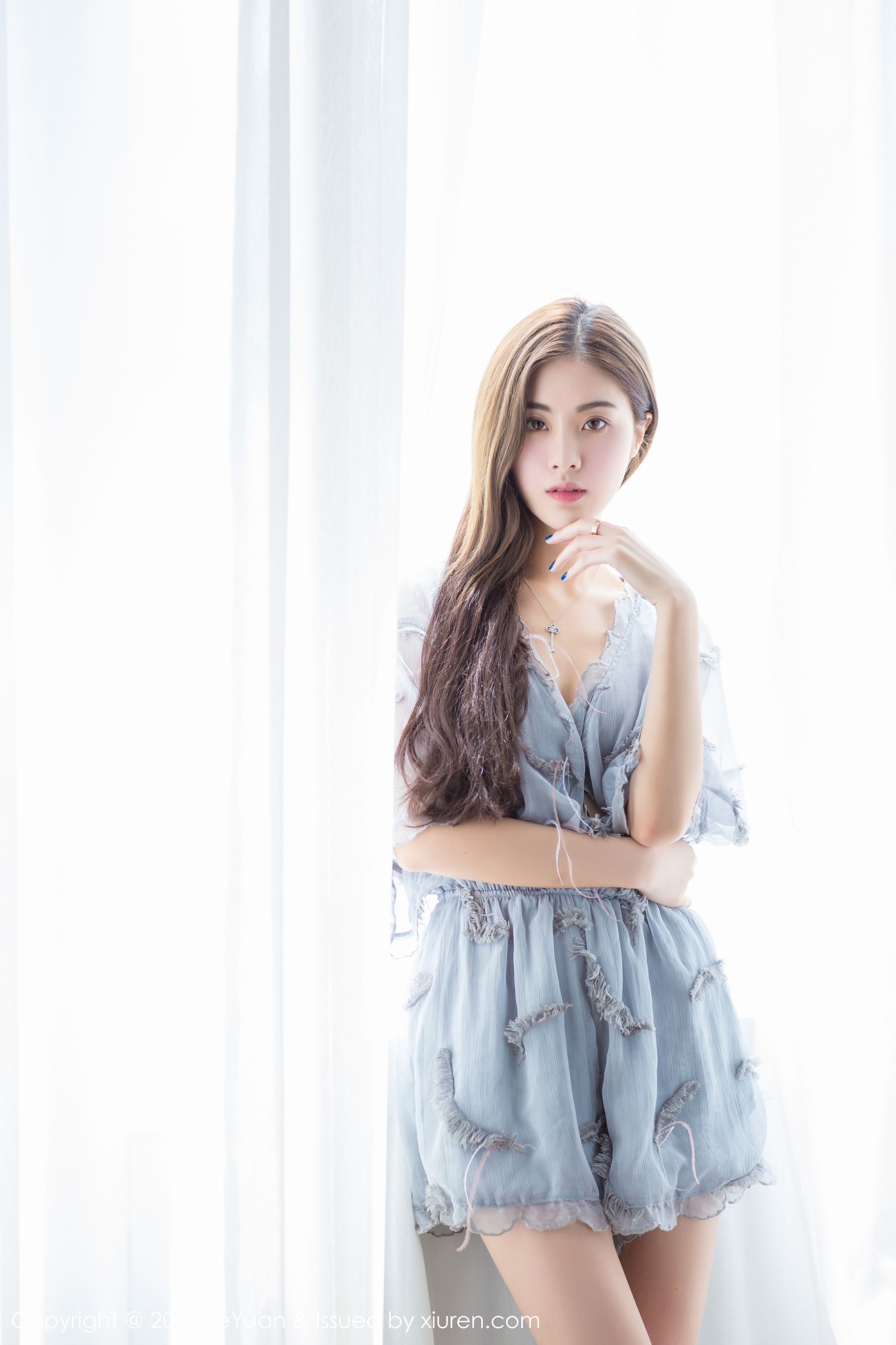 菲儿《柔柔阳光沐浴下的女神》 [星乐园LeYuan] Vol.018_第3张