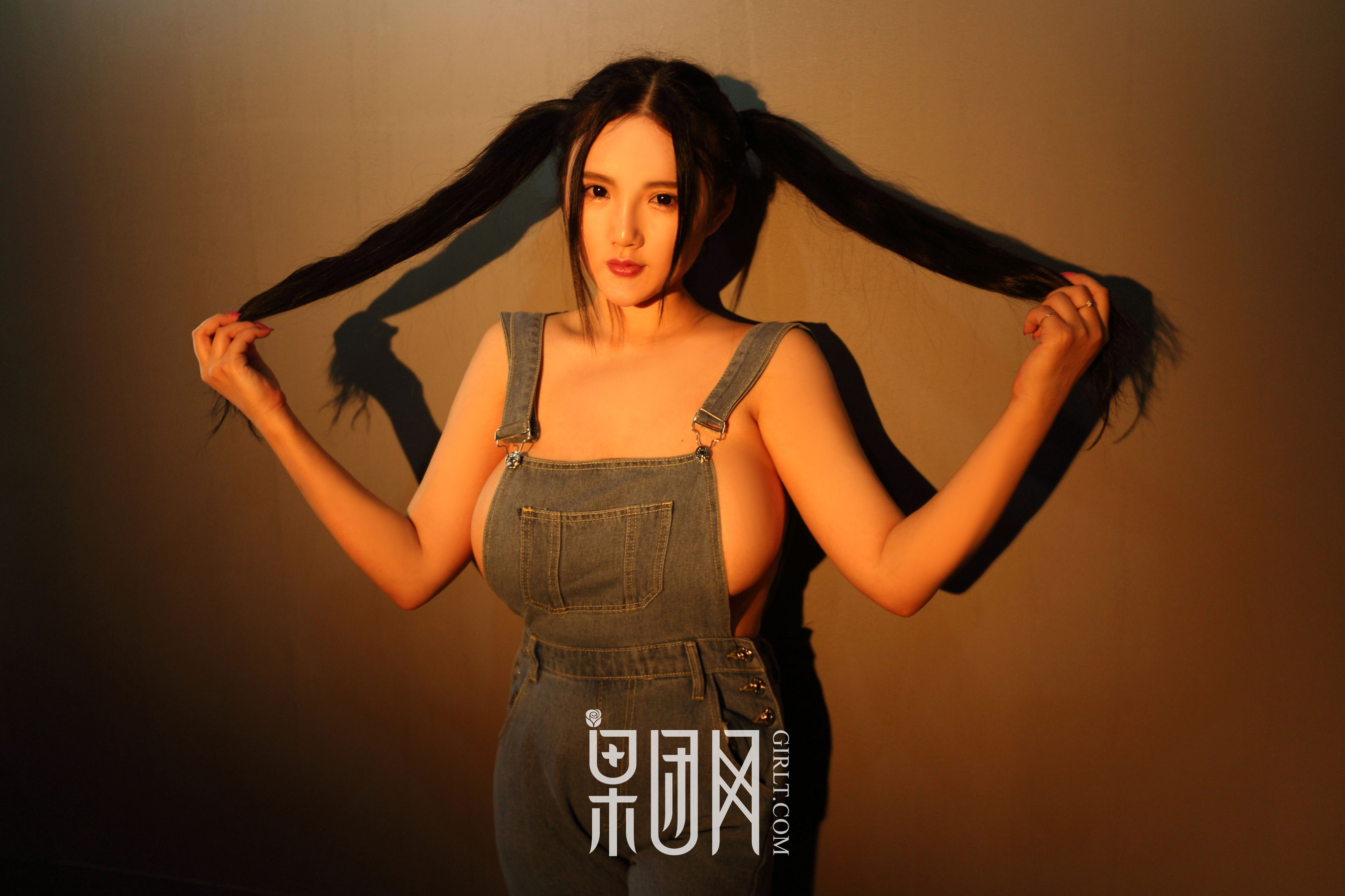 Kitty梓熙《真豪乳 浴室湿身激凸》 [果团网Girlt] No.003_第2张